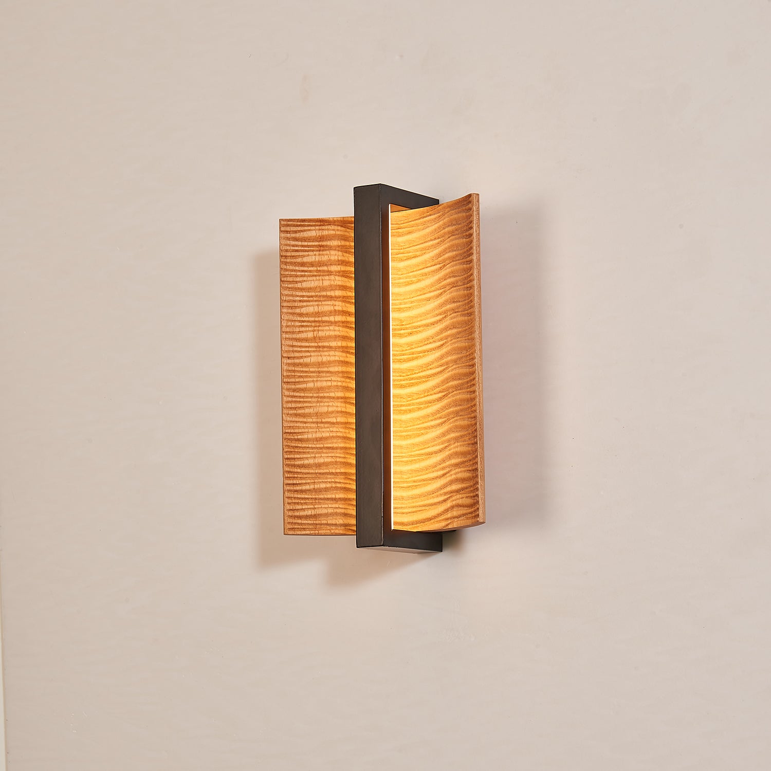 Whisperwood Wall Light - Blowlighting