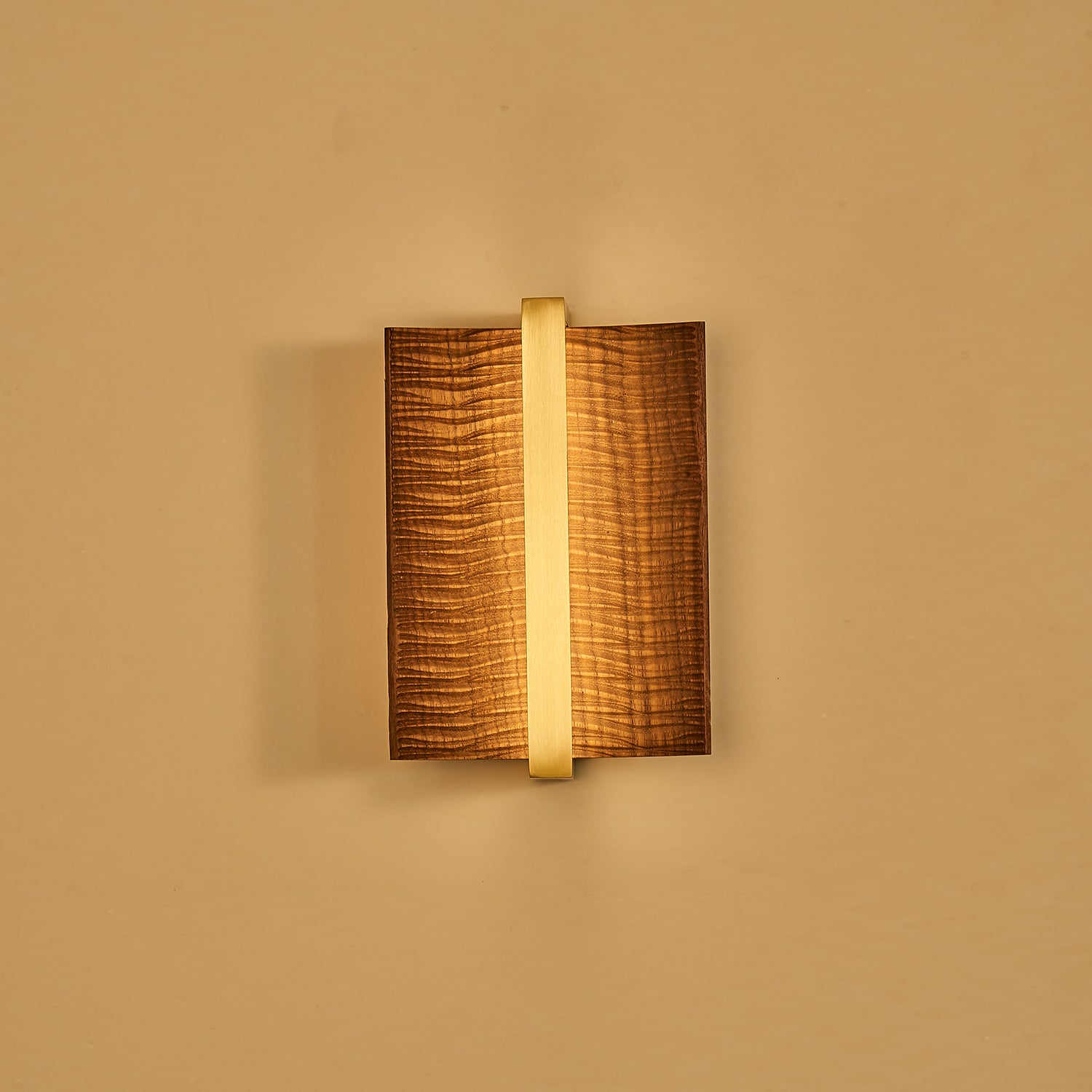 Whisperwood Wall Light - Blowlighting