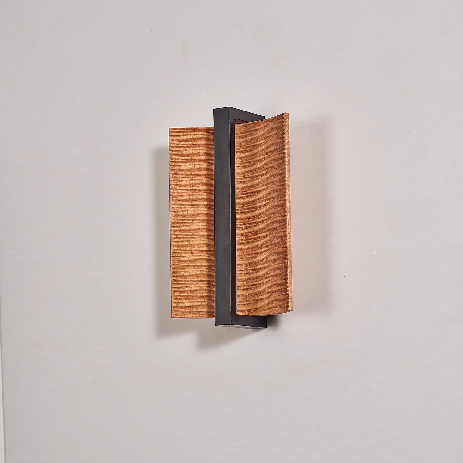 Whisperwood Wall Light - Blowlighting