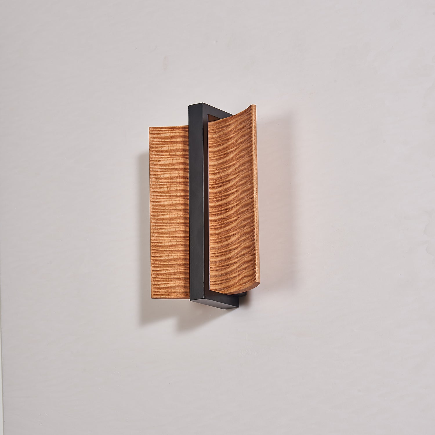 Whisperwood Wall Light - Blowlighting