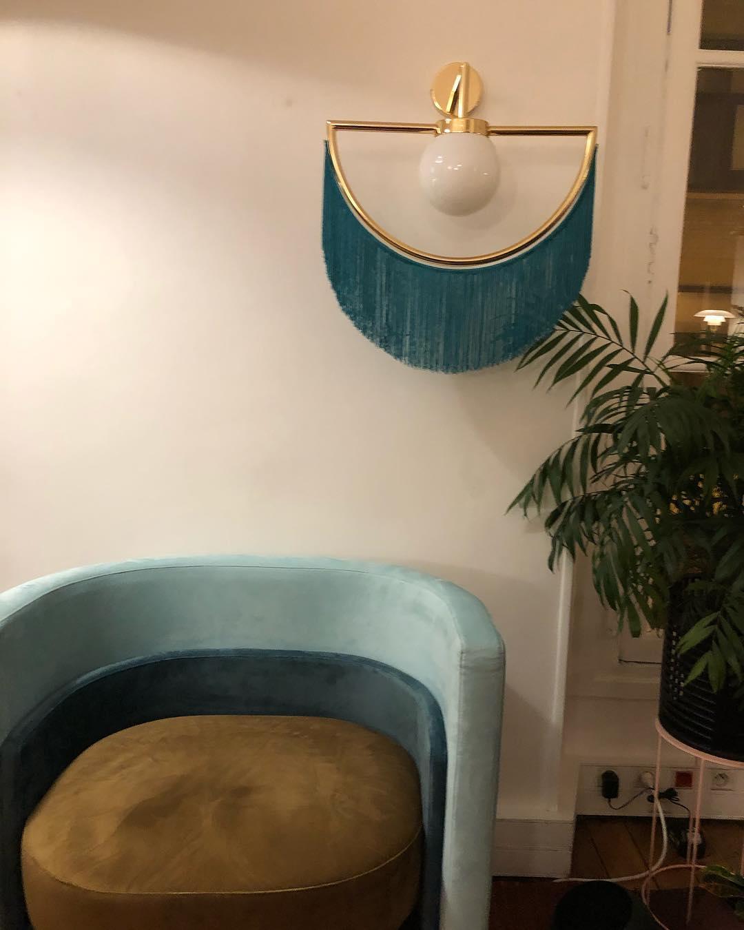 Wink Tassel Cute Wall Lamp - Blowlighting