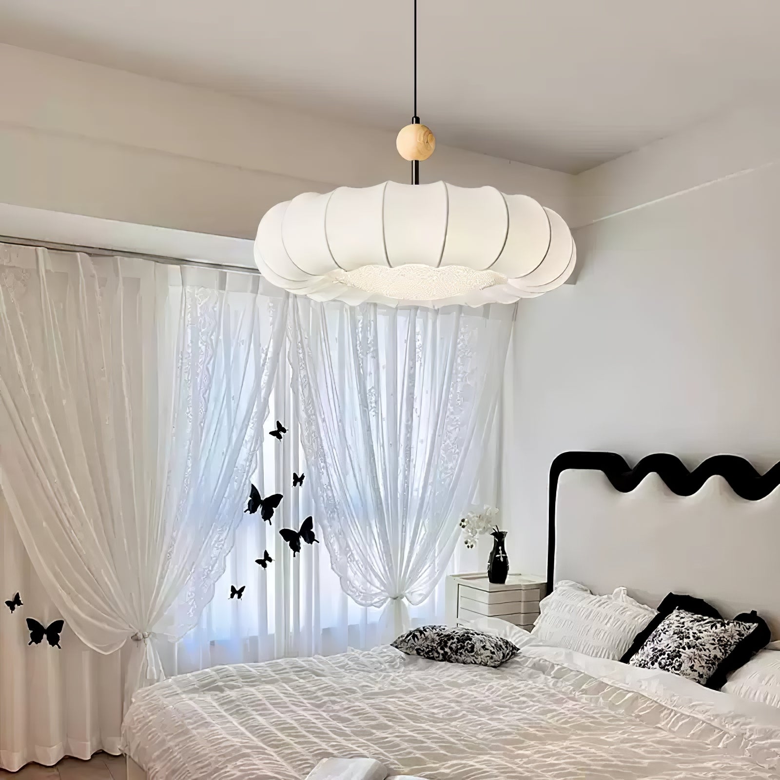 Winnie Veil Pendant Light - Blowlighting