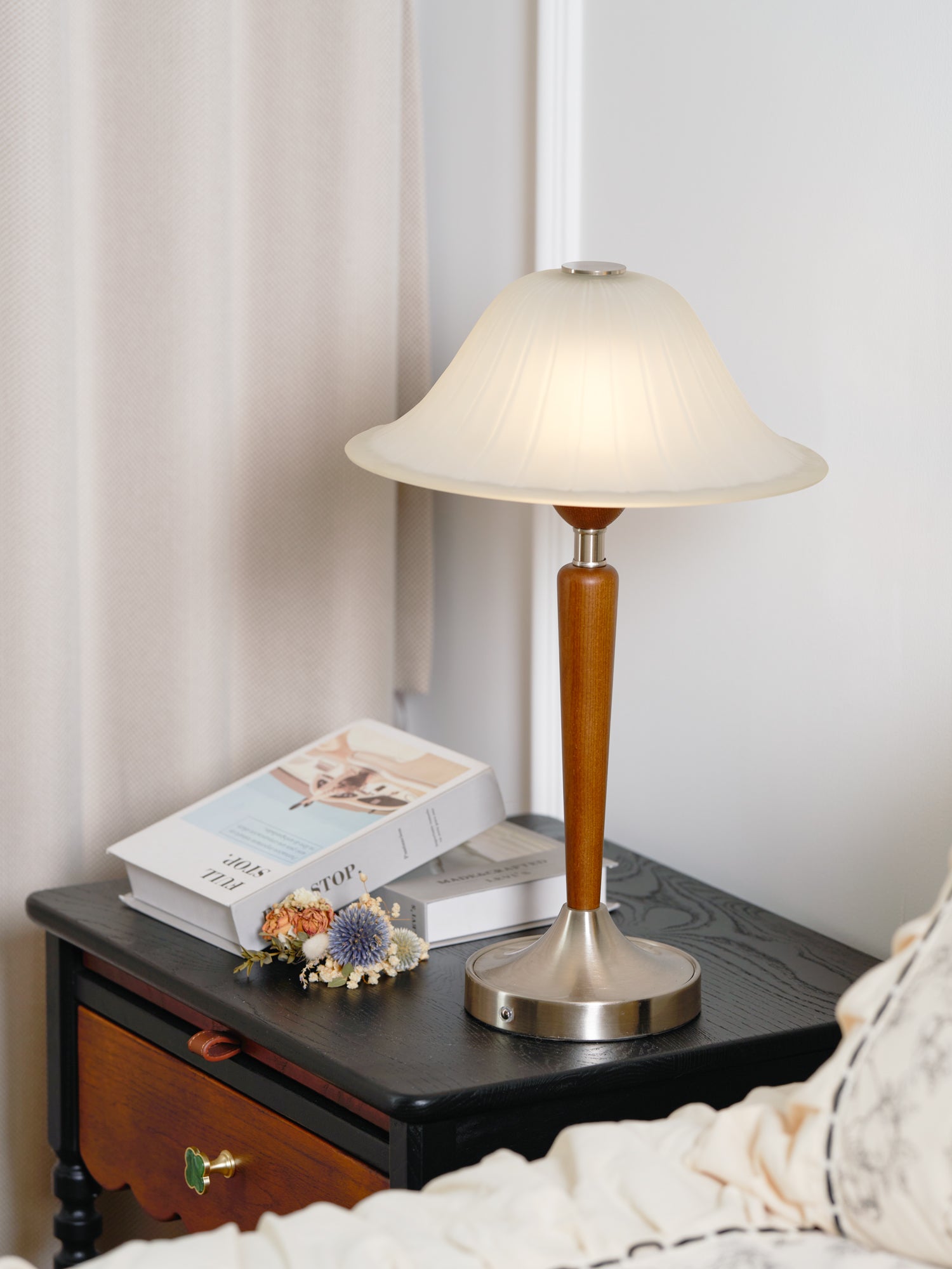 Winston Vintage Table Lamp - Blowlighting