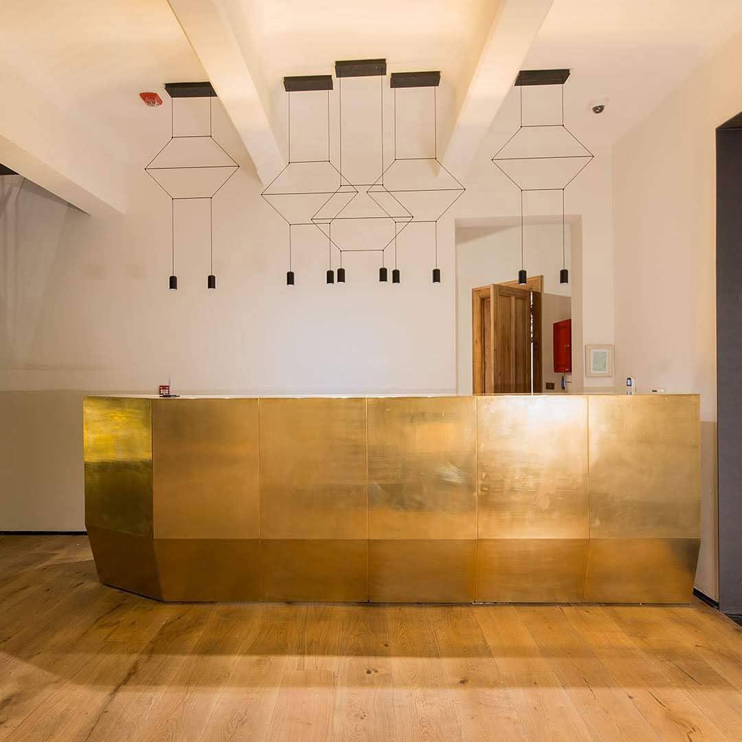 Line Art Pendant Light - Blowlighting