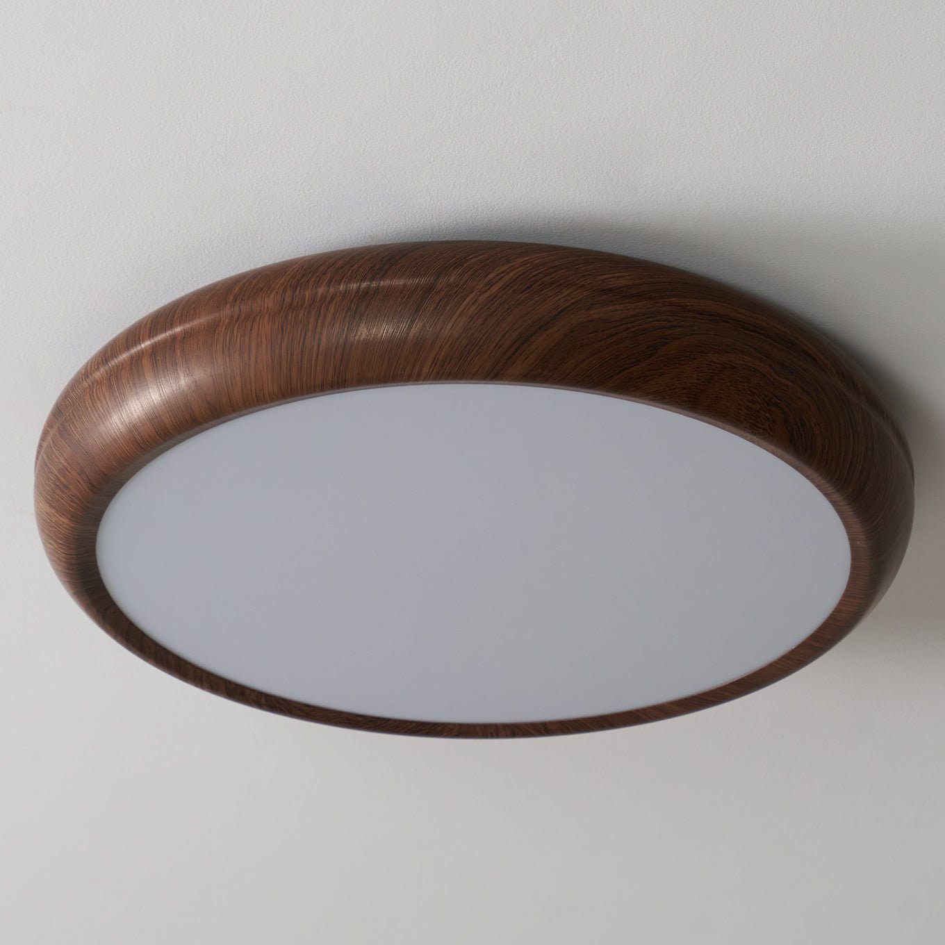 Wood Grain Round Ceiling Lamp - Blowlighting
