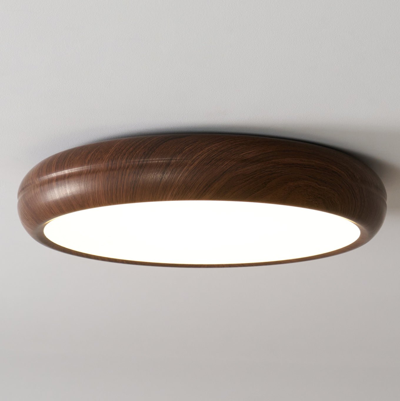 Wood Grain Round Ceiling Lamp - Blowlighting