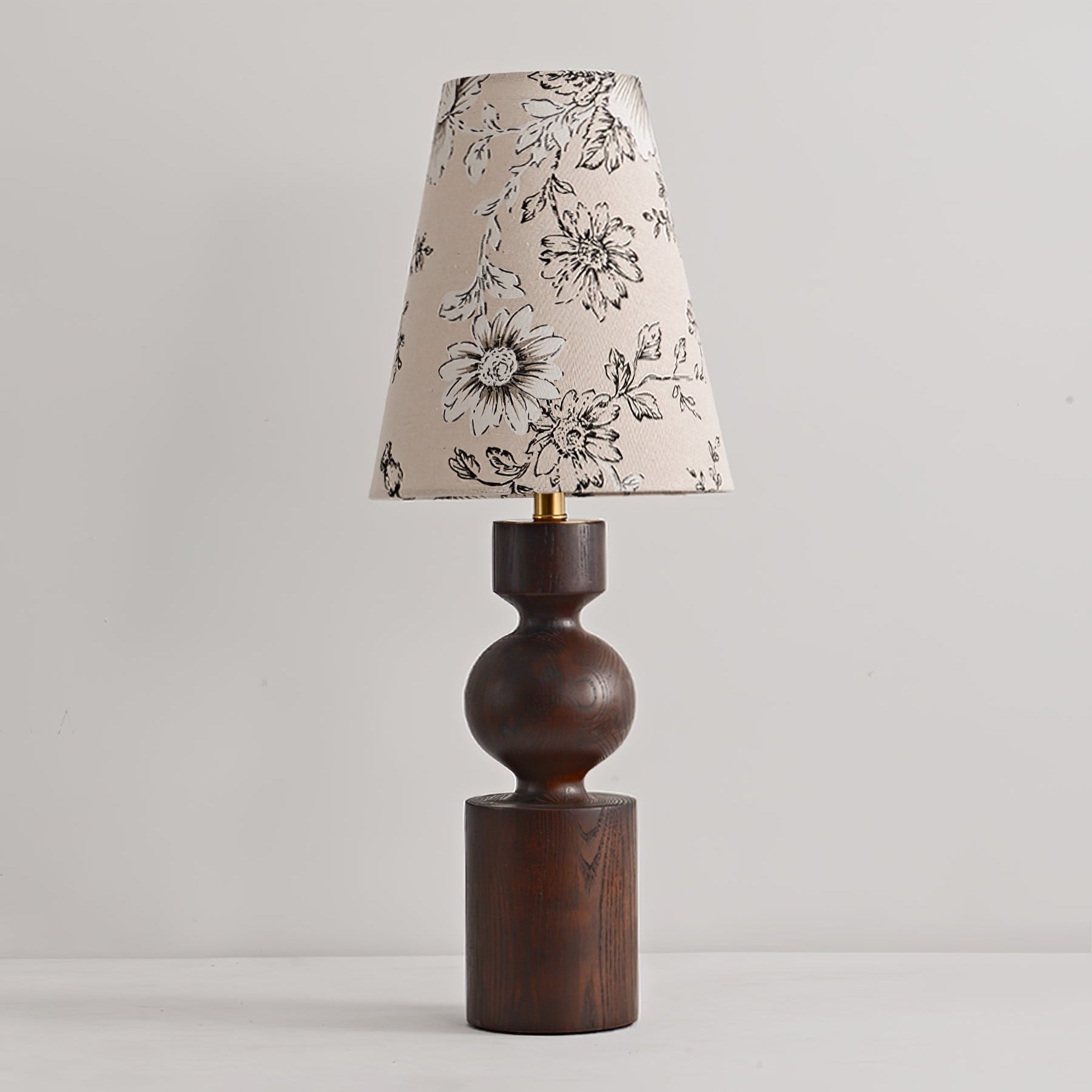 Wooden Flower Pattern Table Lamp - Blowlighting