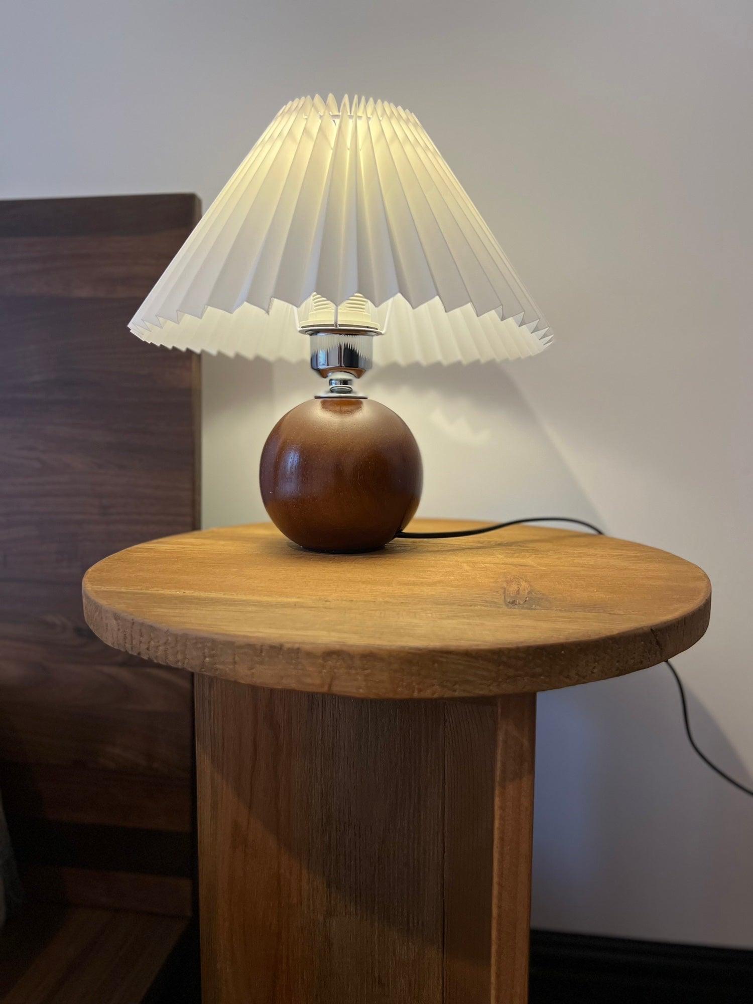 Wooden Pleated Table Lamp - Blowlighting