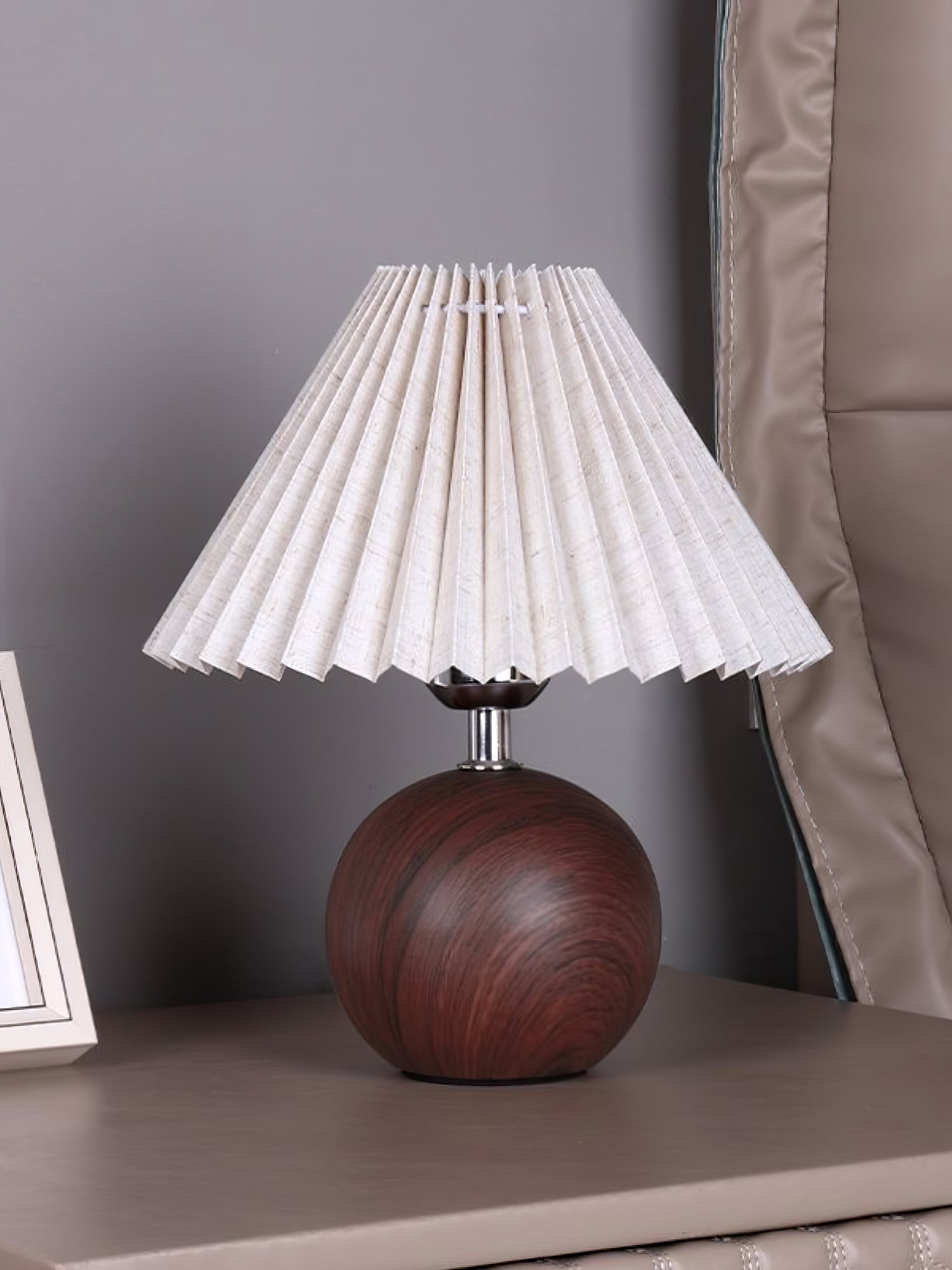 Wooden Pleated Table Lamp - Blowlighting