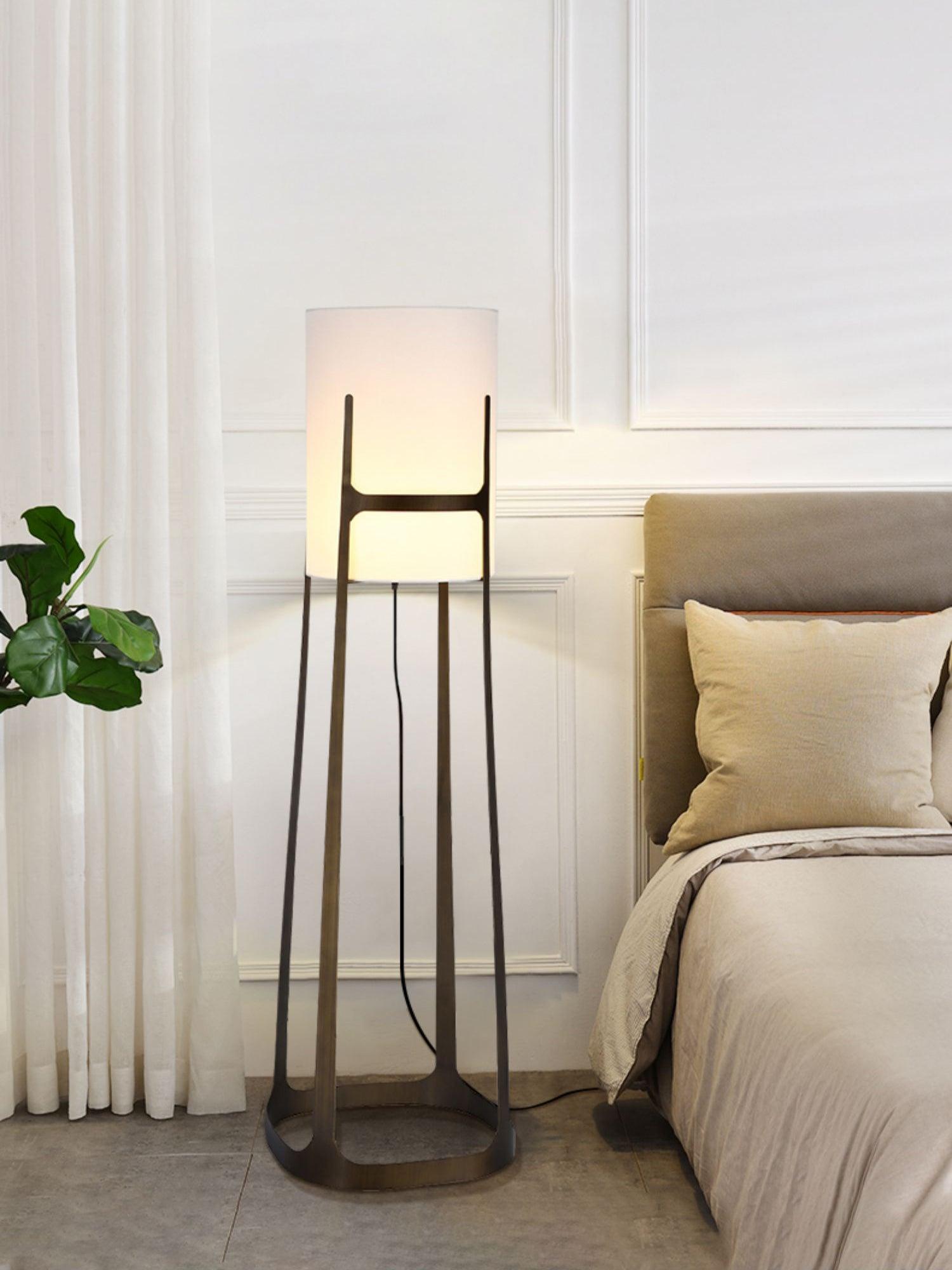X+L 04 Floor Lamp - Blowlighting