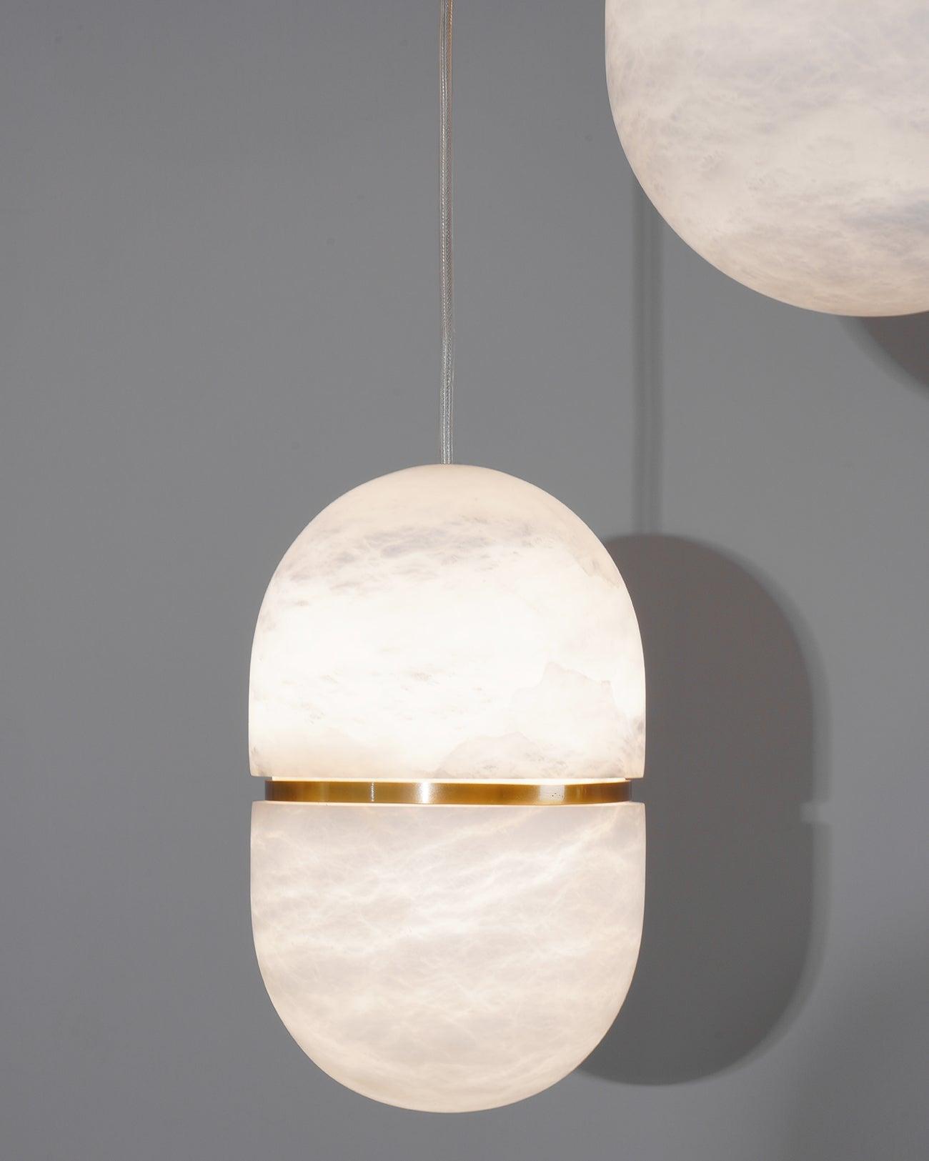 Strata Alabaster Pendant Light Capsule-shaped - Blowlighting