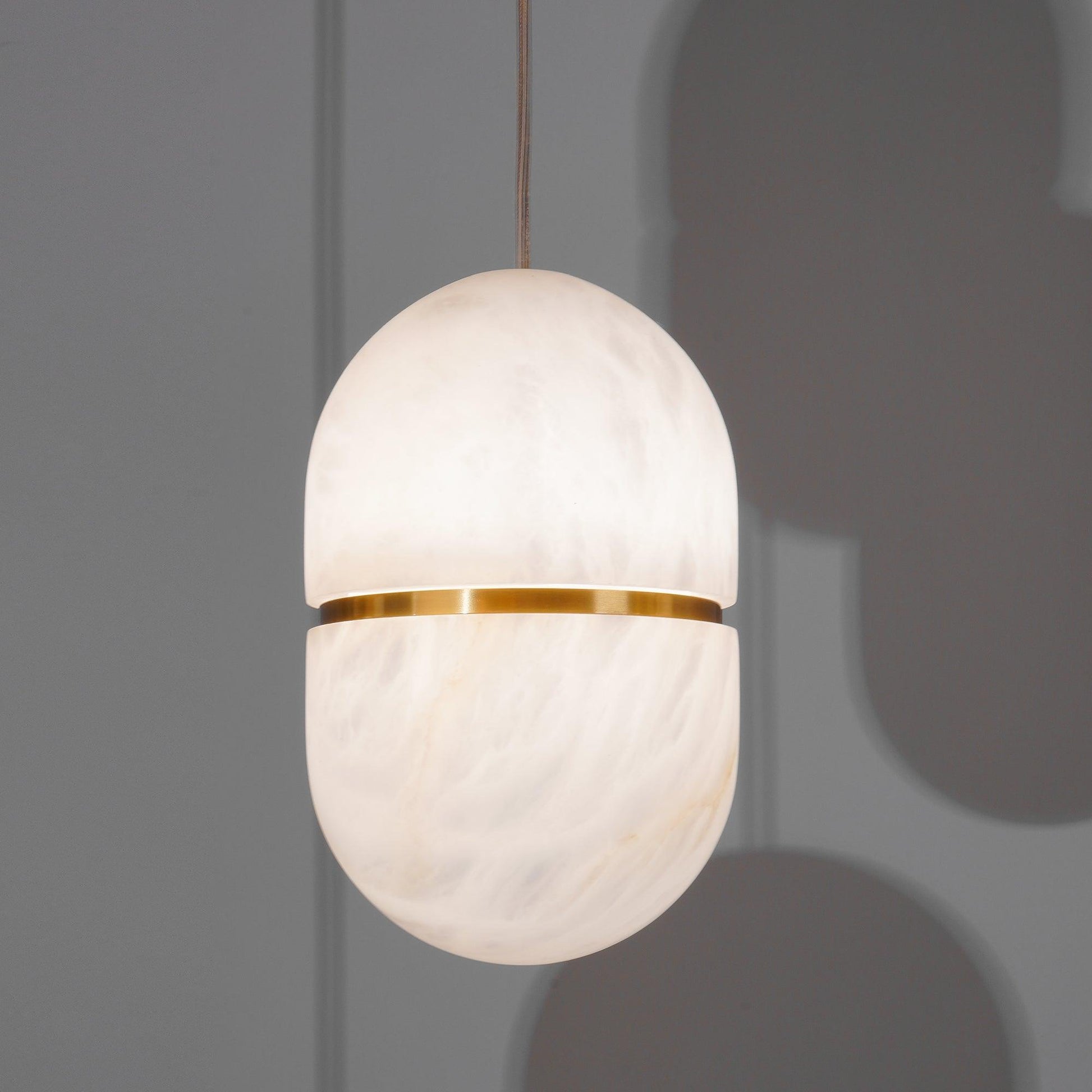 Strata Alabaster Pendant Light Capsule-shaped - Blowlighting