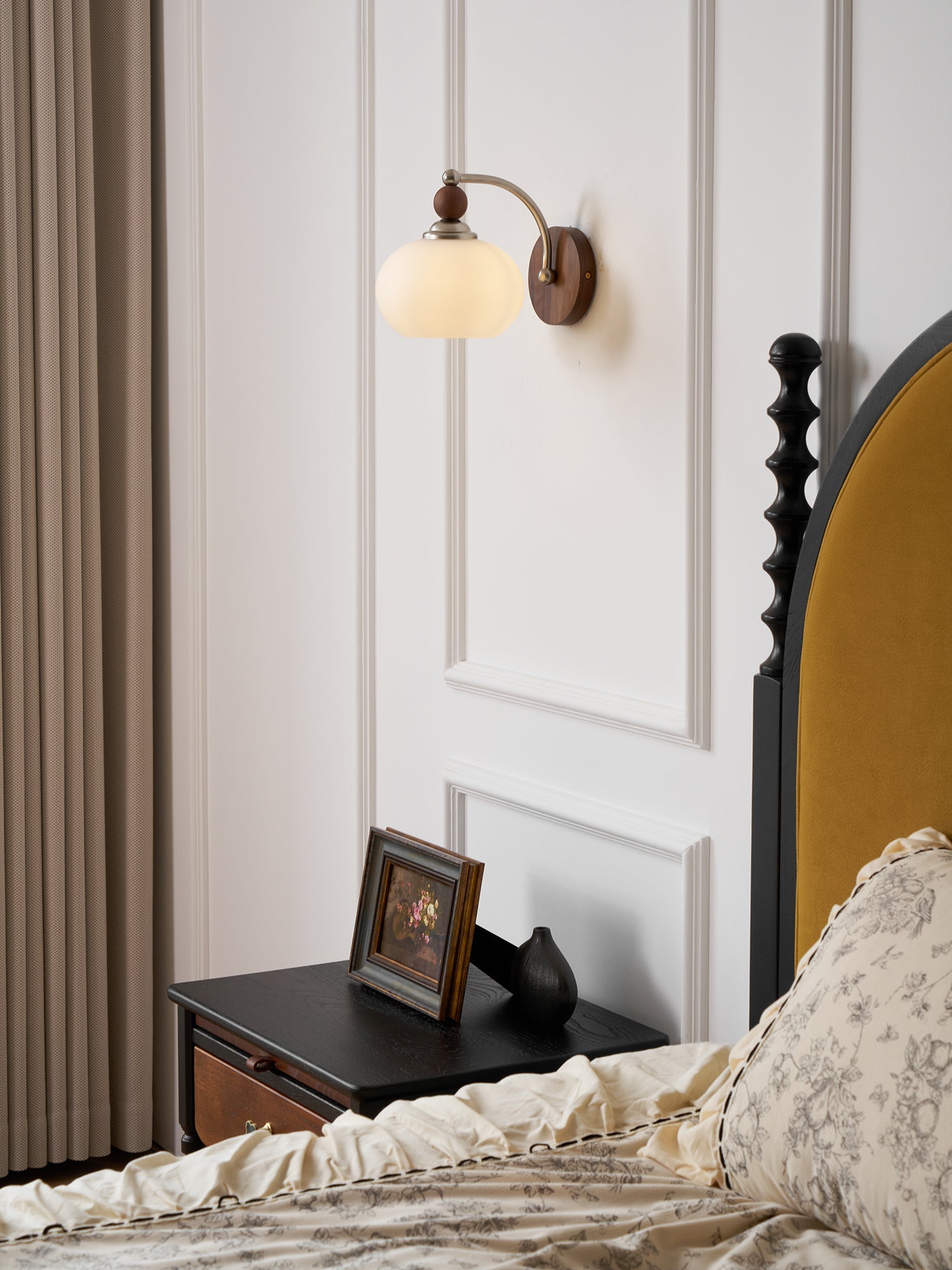 Yisi Po Wall Lamp - Blowlighting