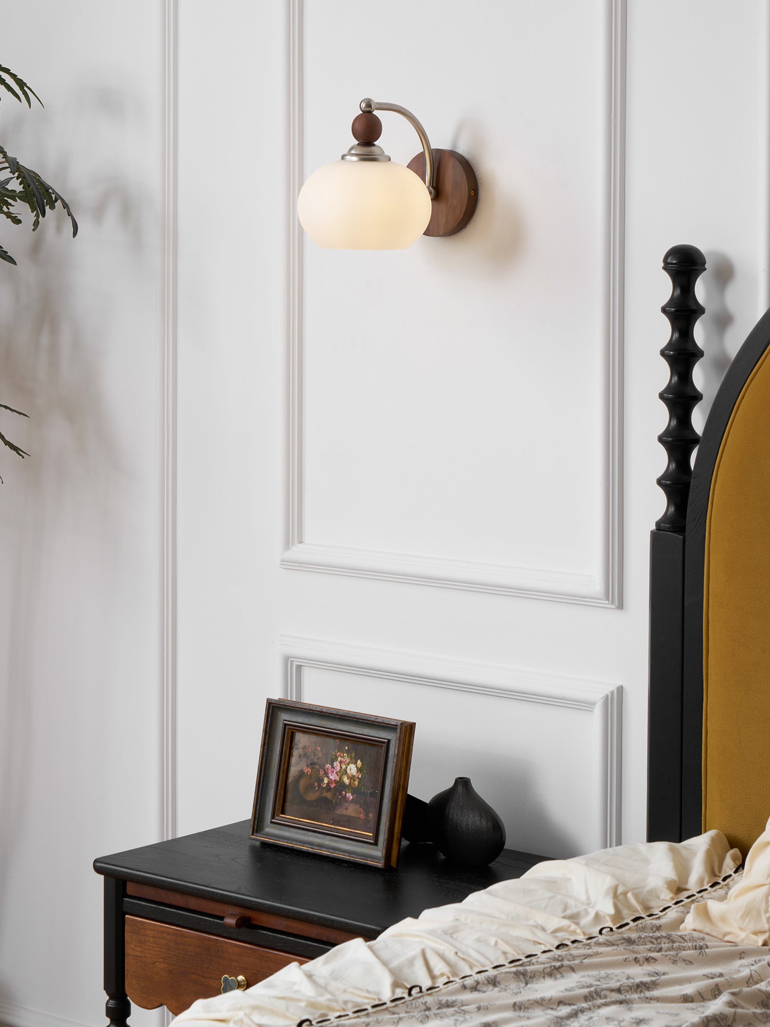 Yisi Po Wall Lamp - Blowlighting