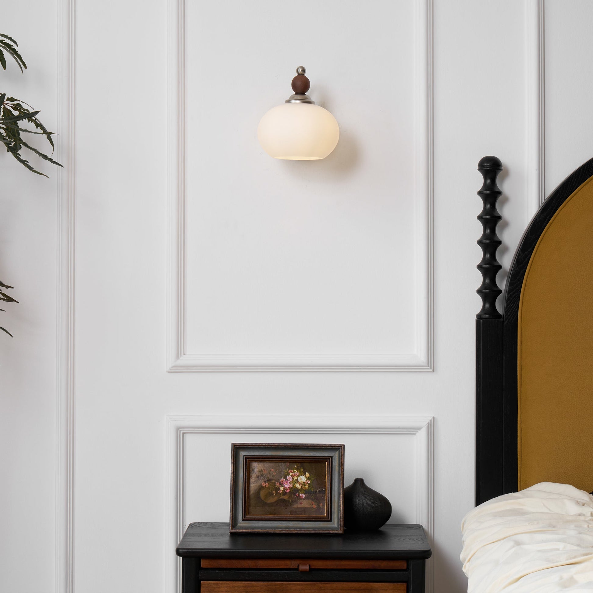 Yisi Po Wall Lamp - Blowlighting