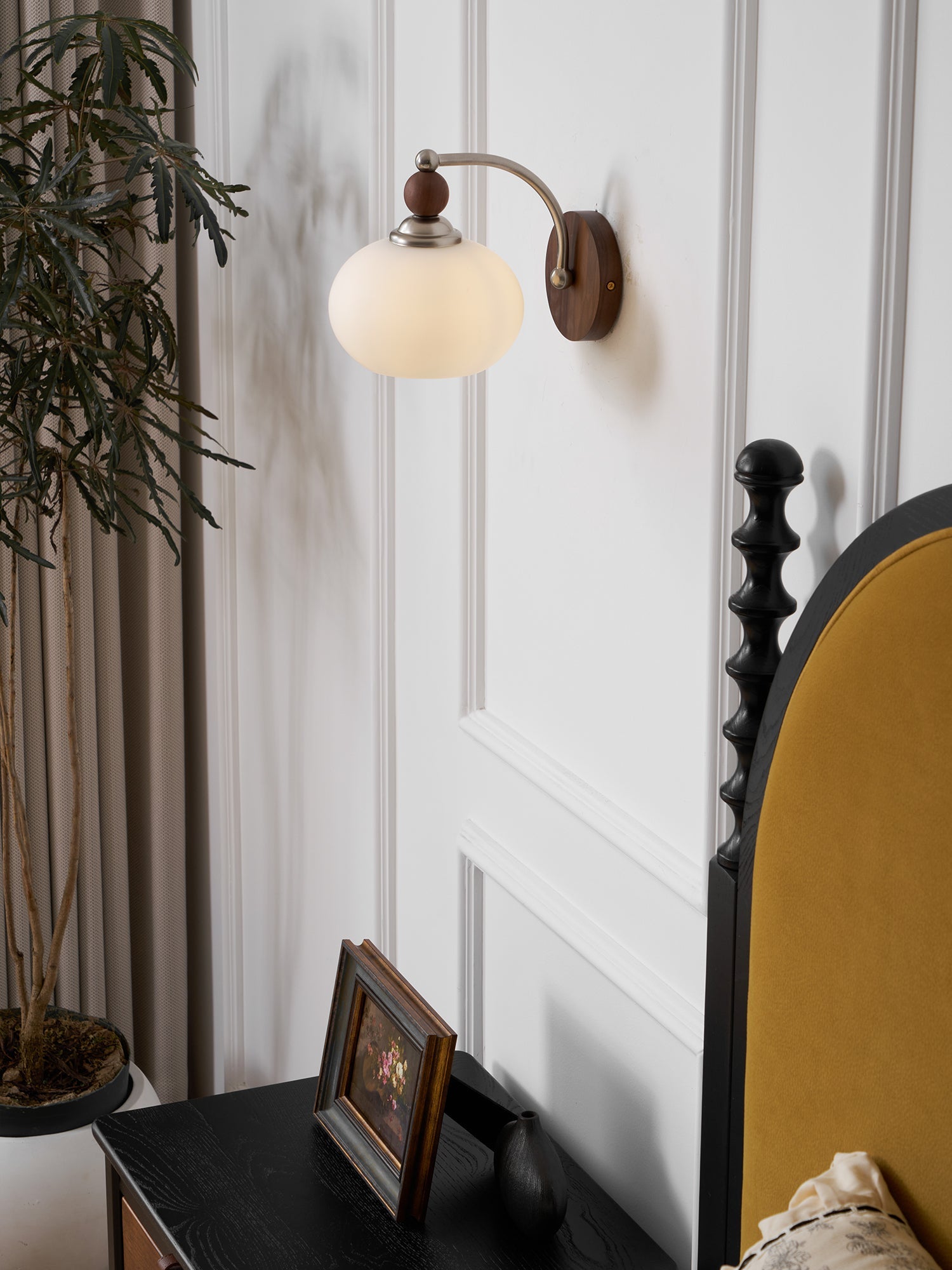 Yisi Po Wall Lamp - Blowlighting