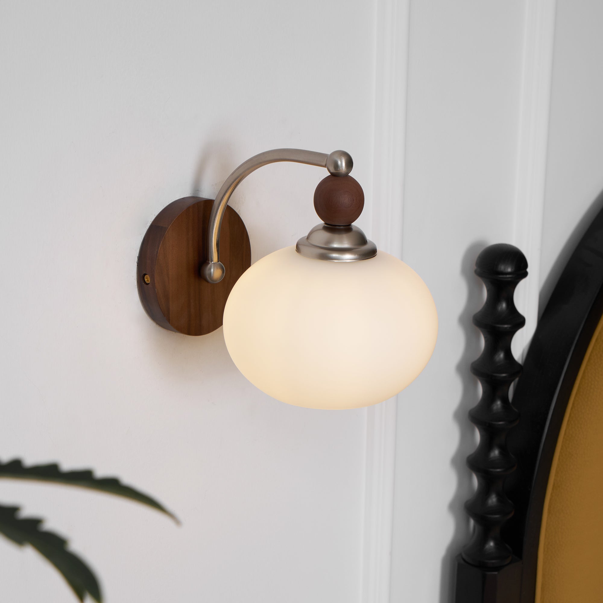 Yisi Po Wall Lamp - Blowlighting