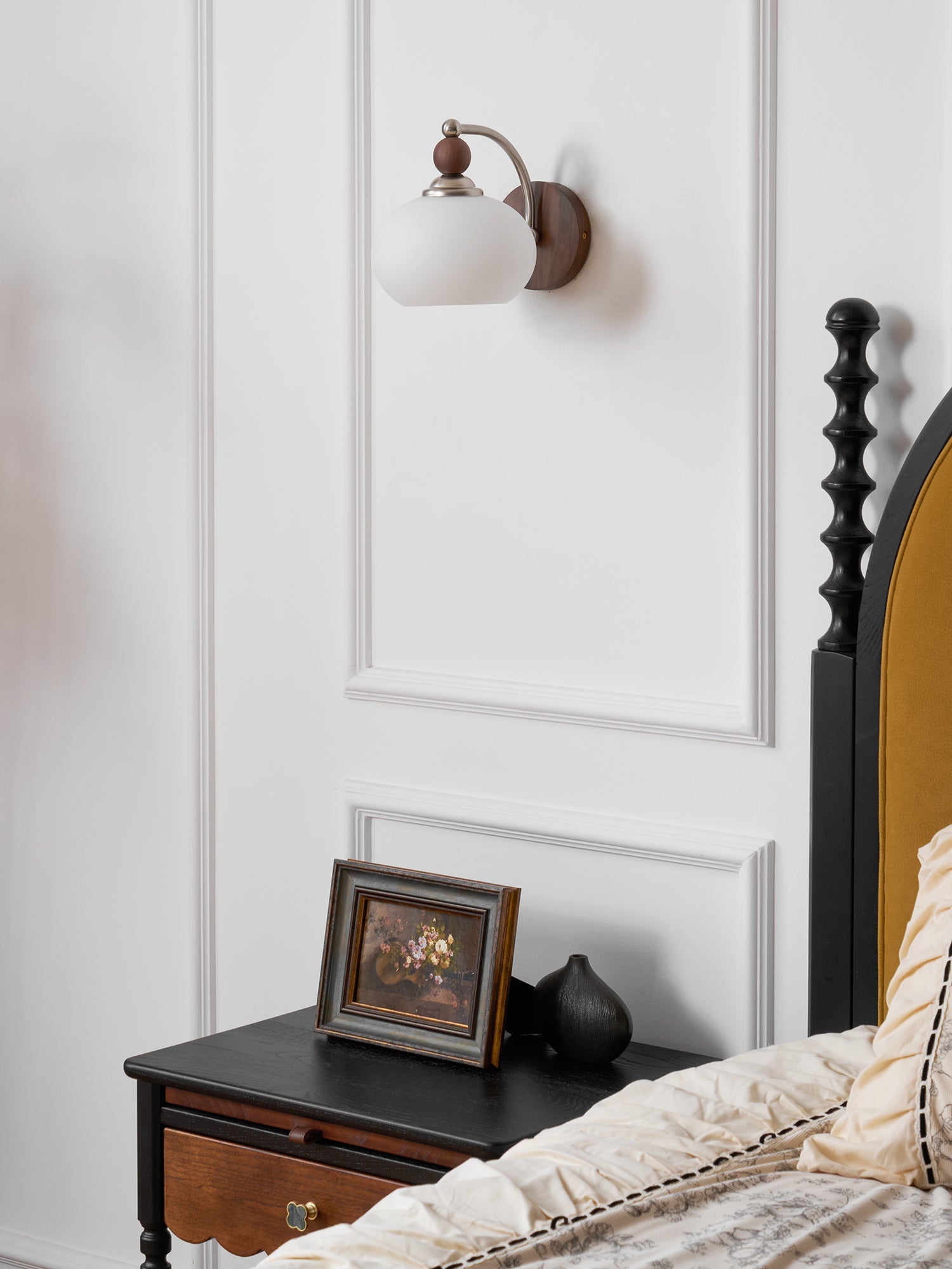 Yisi Po Wall Lamp - Blowlighting