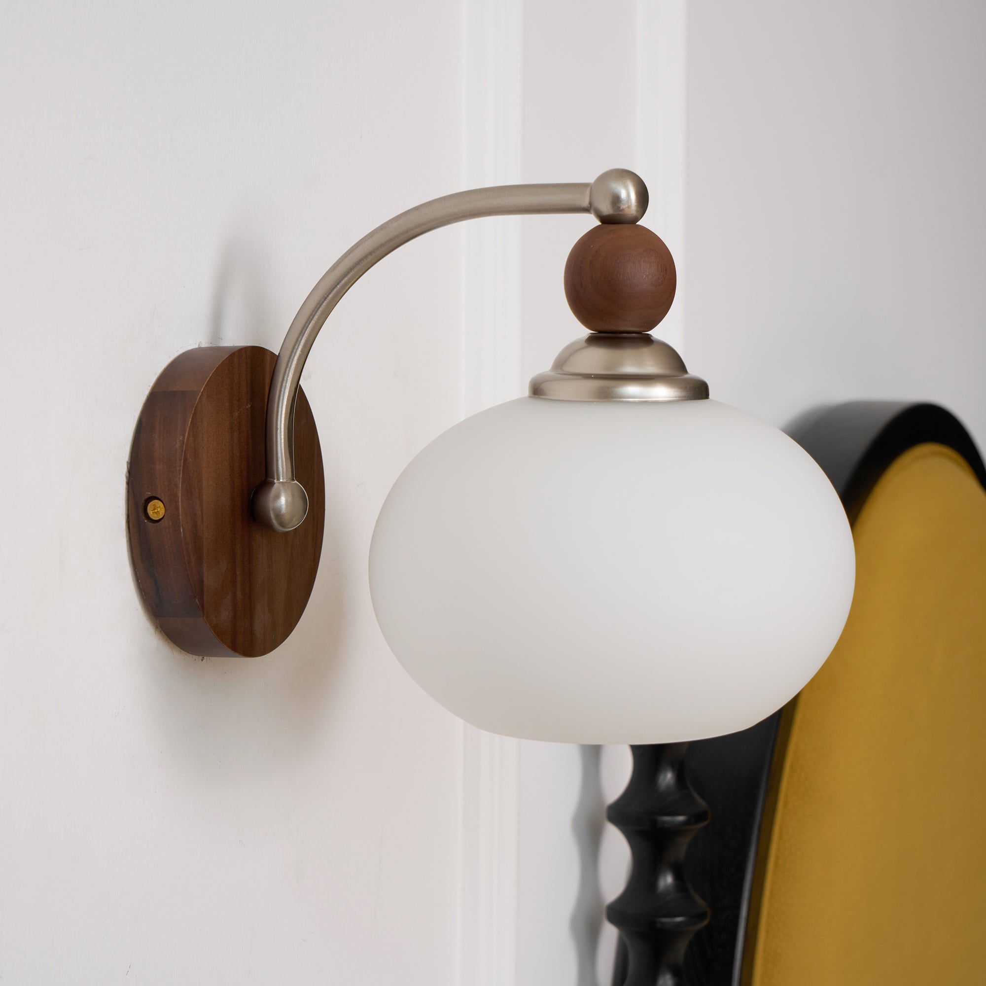 Yisi Po Wall Lamp - Blowlighting