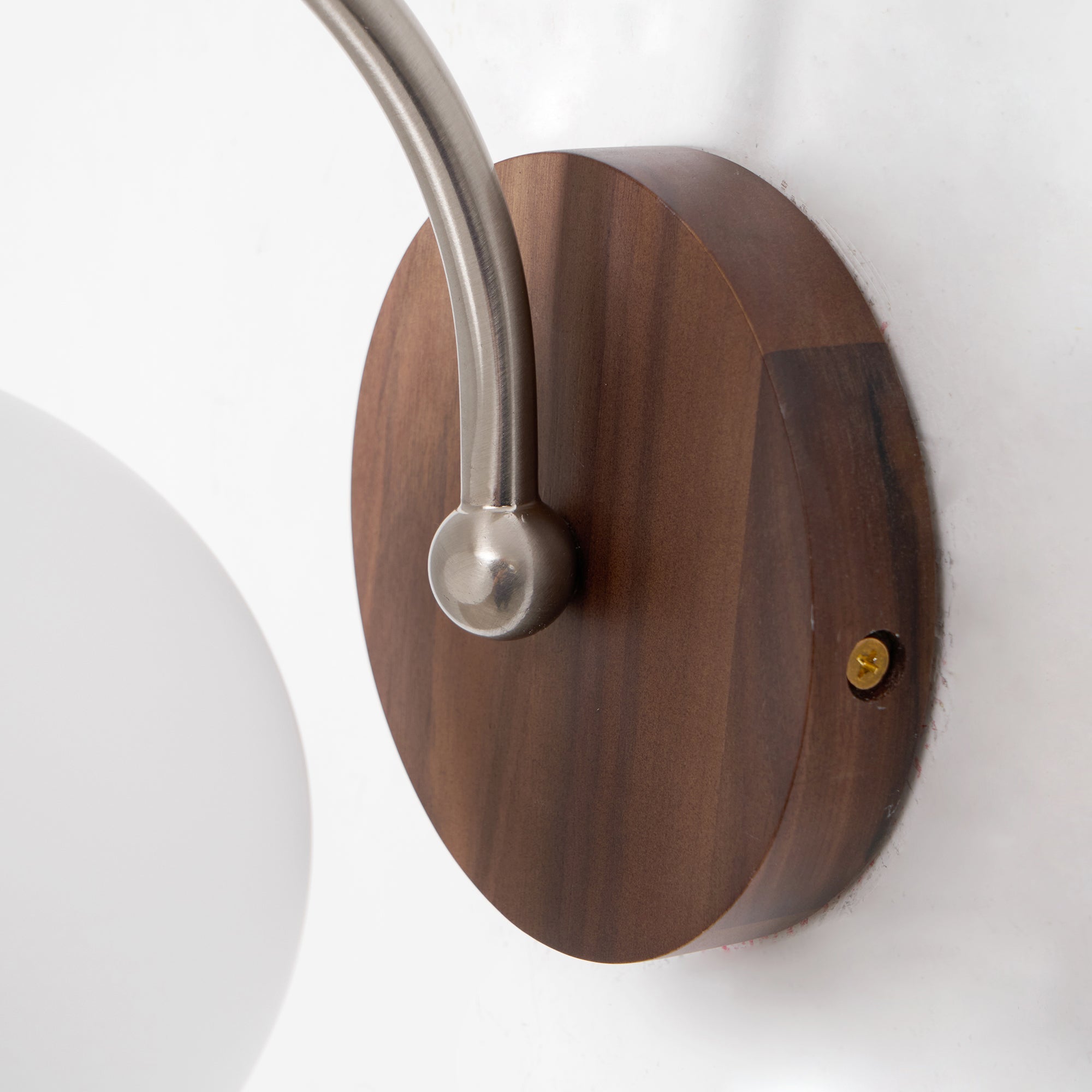 Yisi Po Wall Lamp - Blowlighting