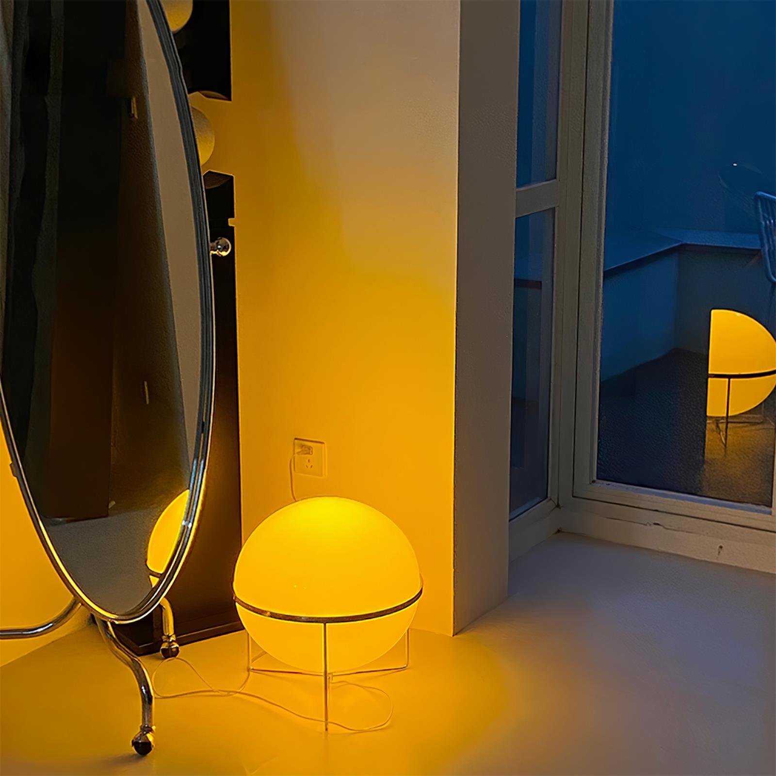 Yolk Table Lamp - Blowlighting