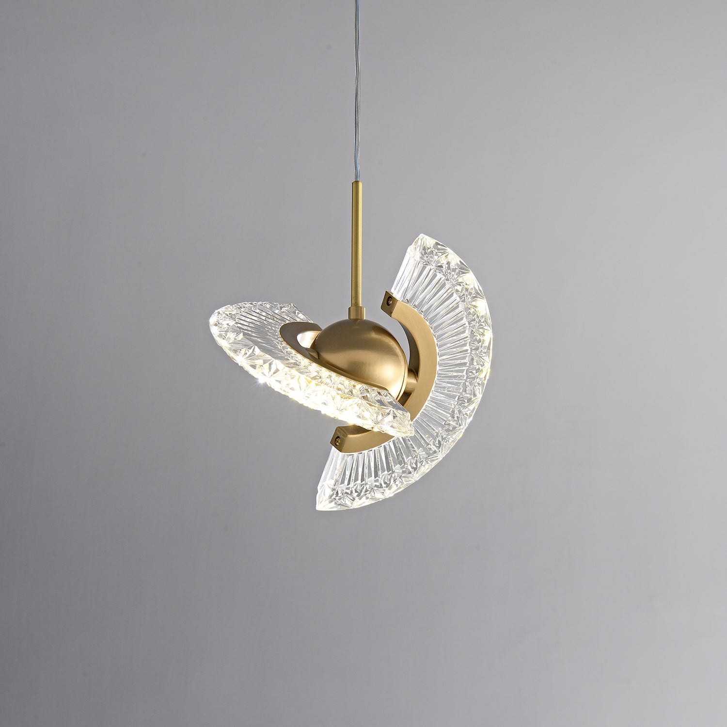 Zyra Pendant Lamp - Blowlighting
