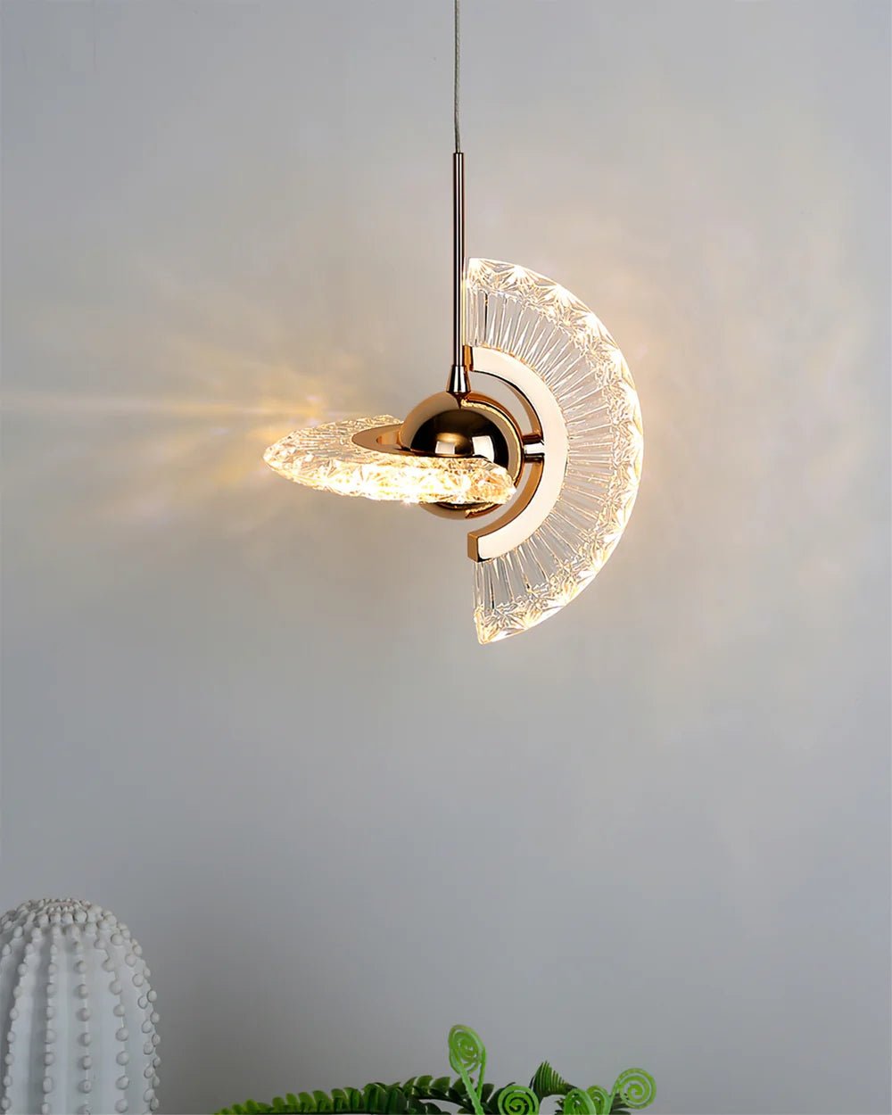 Zyra Pendant Lamp - Blowlighting