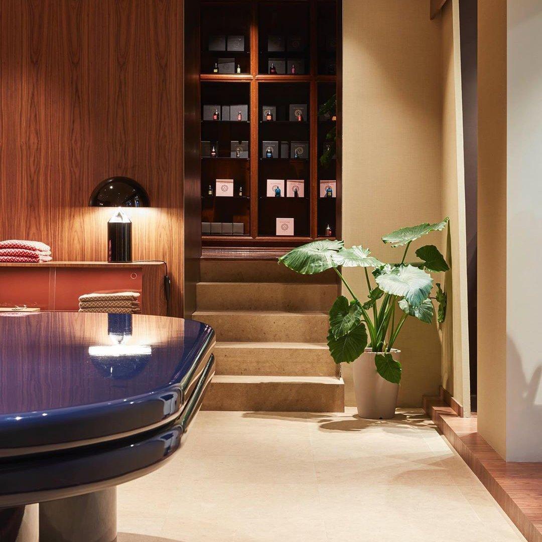 Atollo Table Lamp - Blowlighting