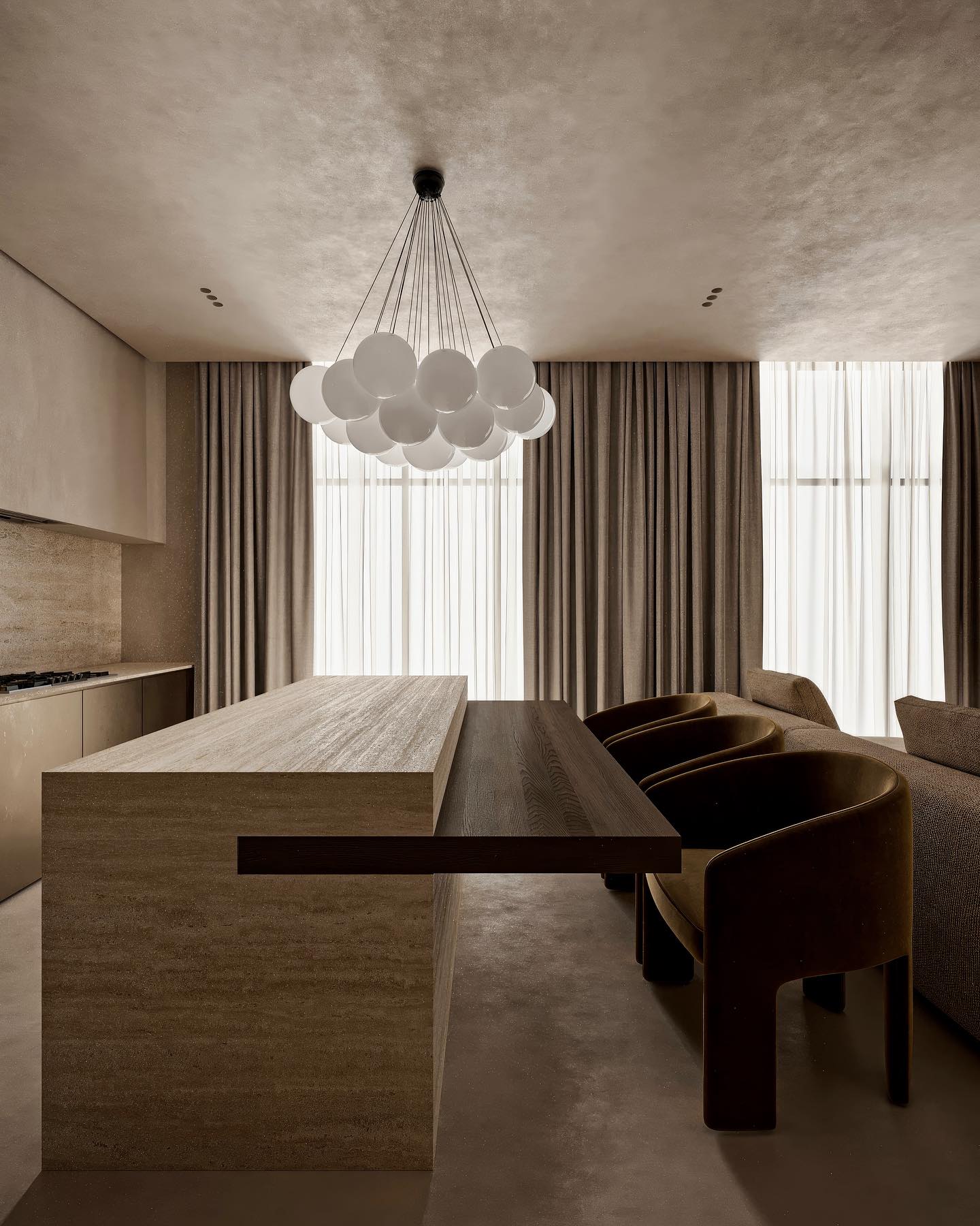 Glass Cluster Chandelier - Blowlighting