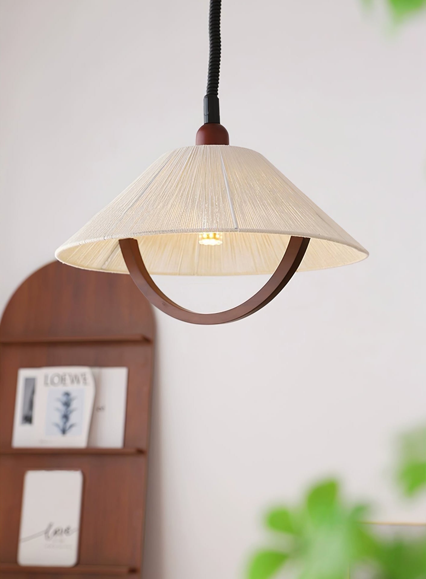 Eleanor Minimalist Metal Pendant Light - Blowlighting
