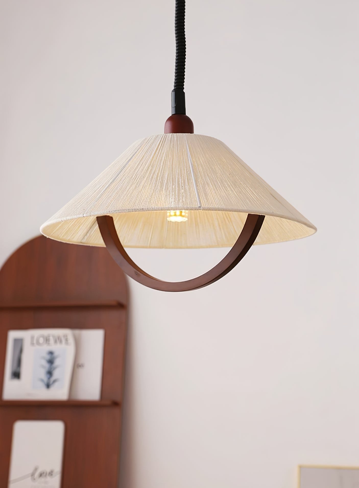Eleanor Minimalist Metal Pendant Light - Blowlighting