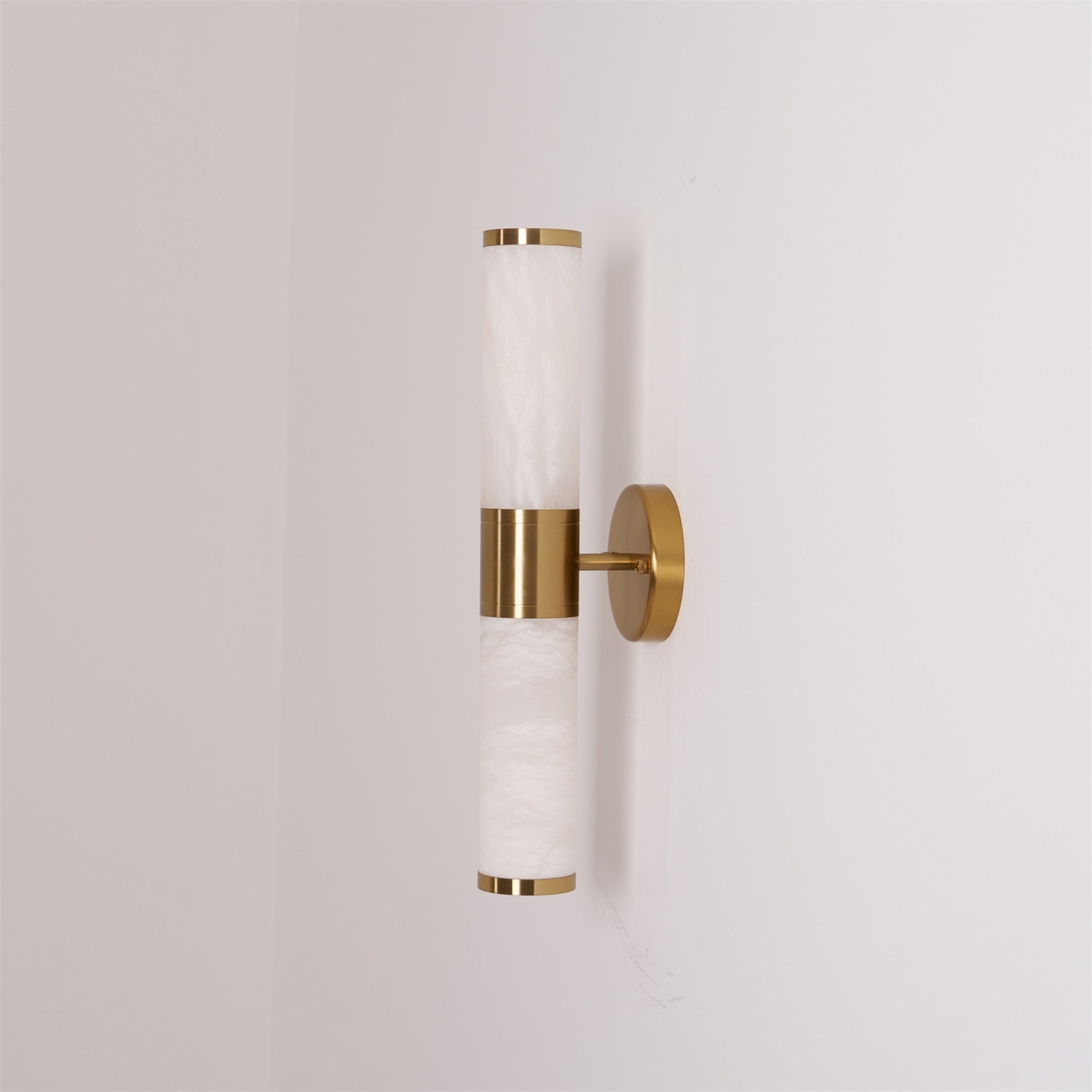 Kaia Minimalist Alabaster Wall Lamp - Blowlighting