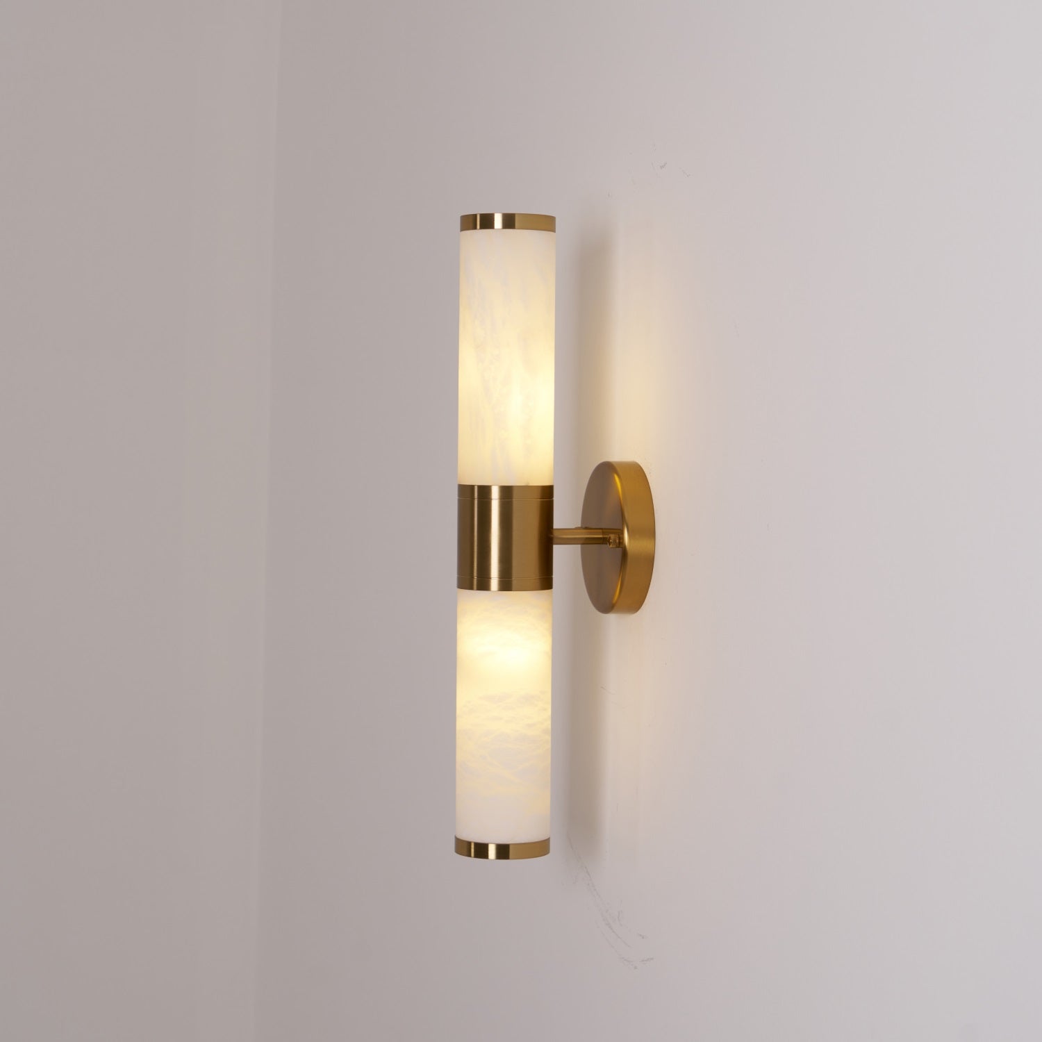 Kaia Minimalist Alabaster Wall Lamp - Blowlighting