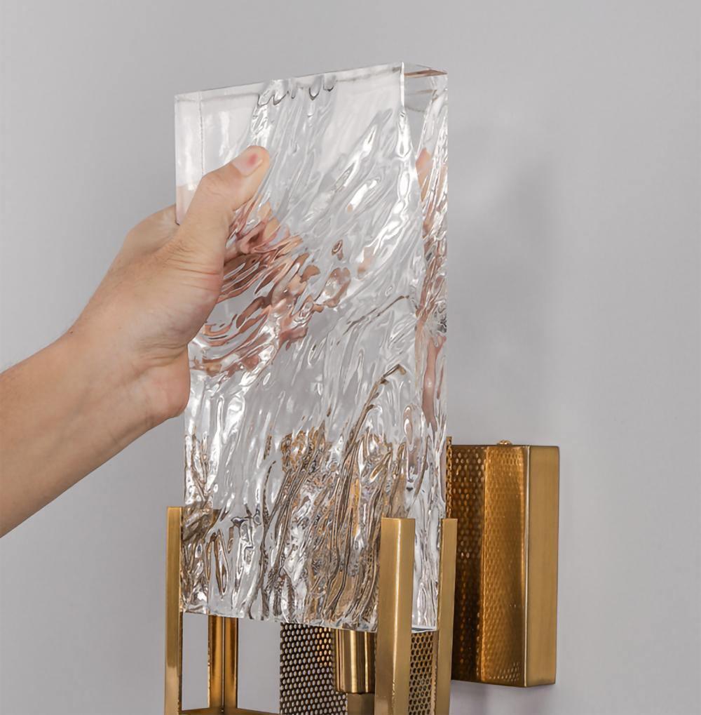 Ice Crystal Wall Lamp - Blowlighting