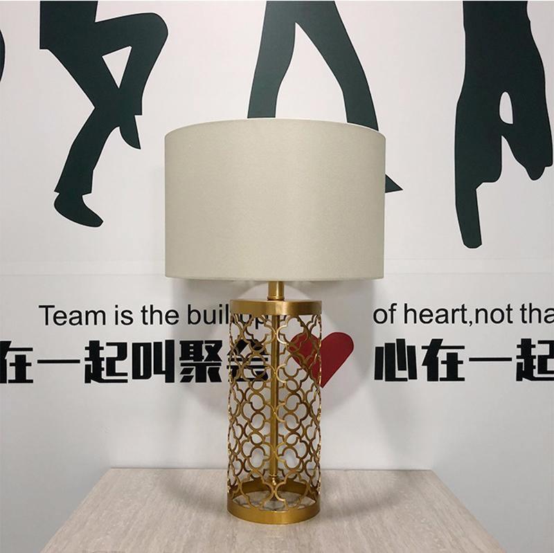 Openwork Table Lamp - Blowlighting
