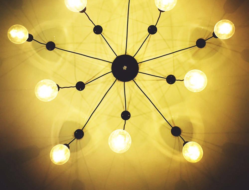 Spider Ceiling Chandelier - Blowlighting