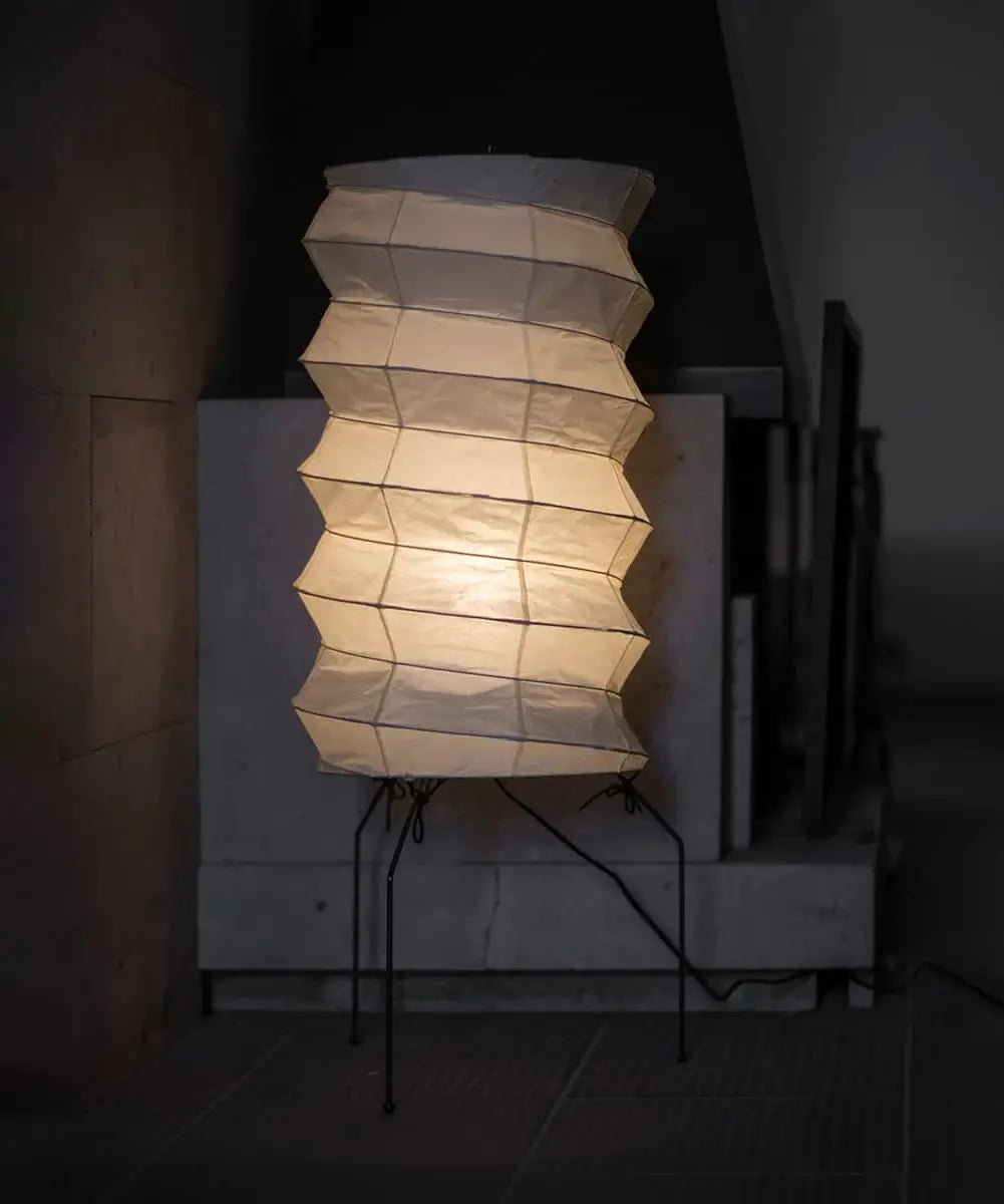 Kaze Origami Floor Lamp - Blowlighting