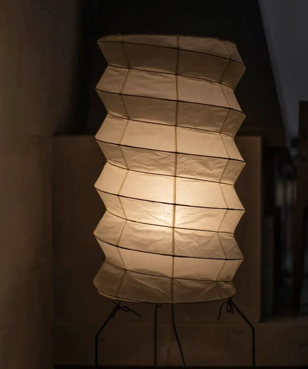 Kaze Origami Floor Lamp - Blowlighting