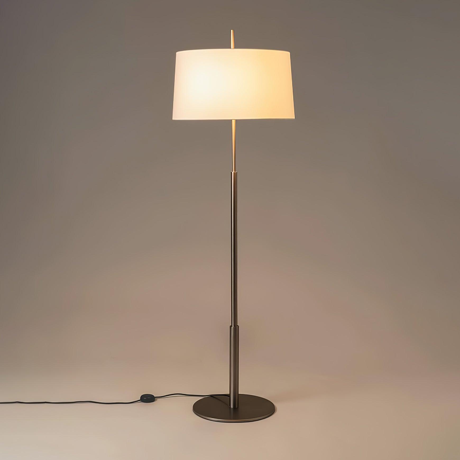 Brooks Minimalist Metal Floor Lamp - Blowlighting