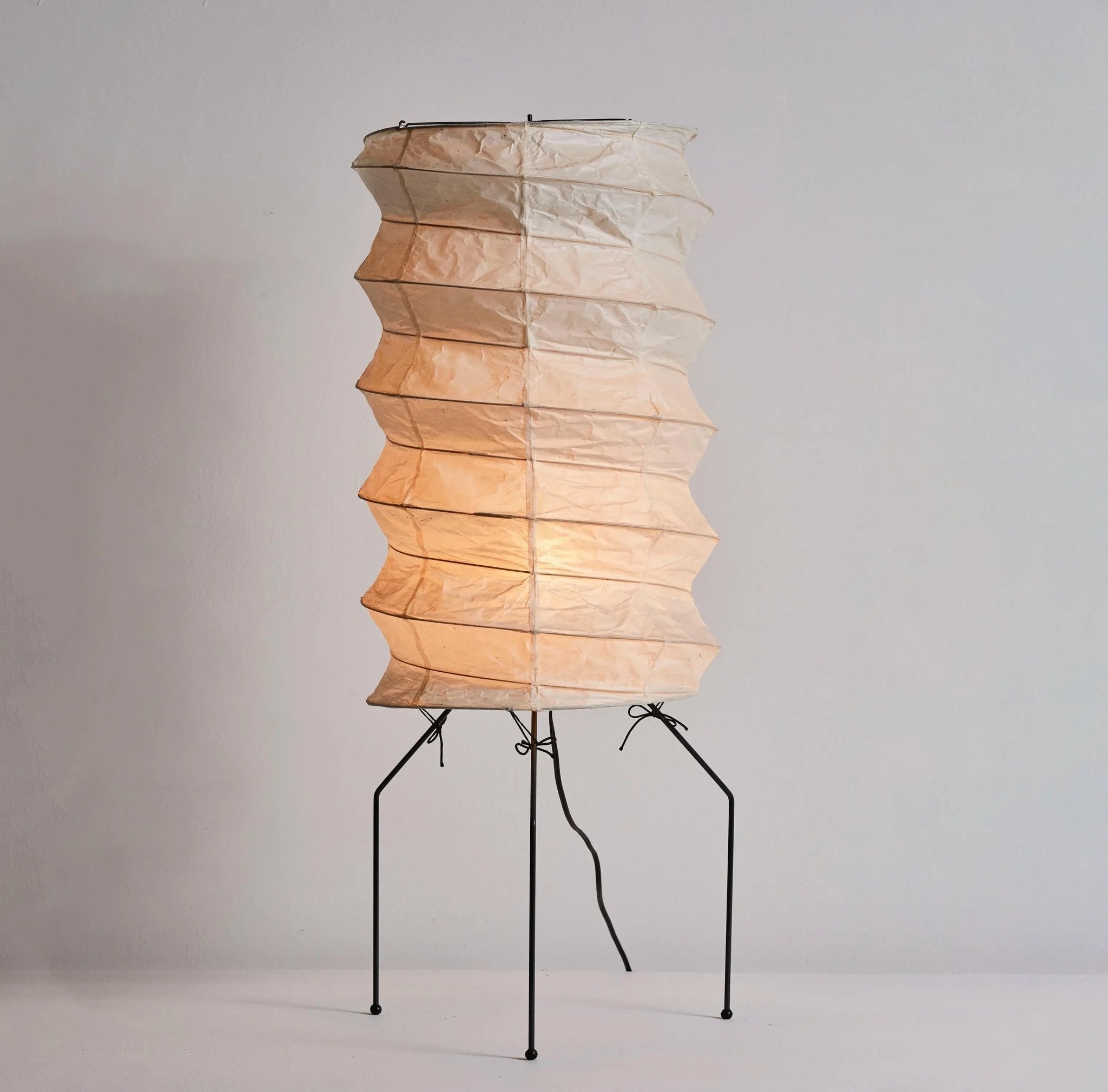 Kaze Origami Floor Lamp - Blowlighting
