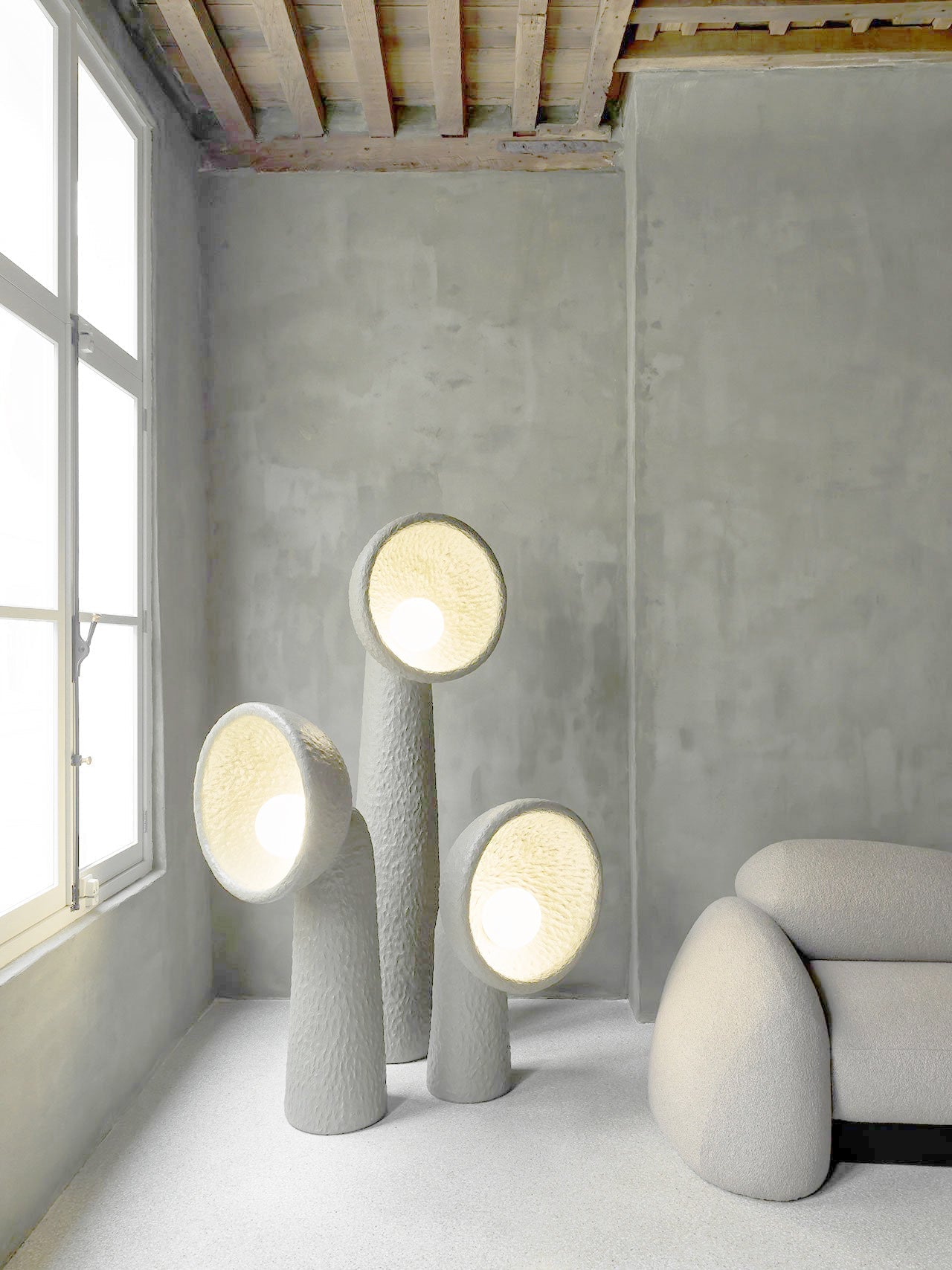 Ernionis Textured Ceramic Floor Lamp - Blowlighting