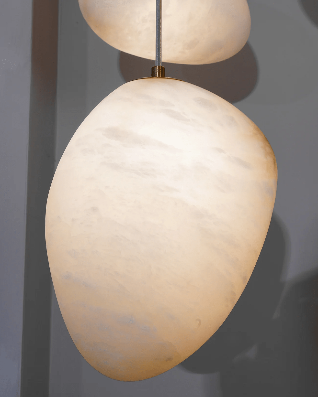 Nerida Alabaster Pendant Light - Blowlighting