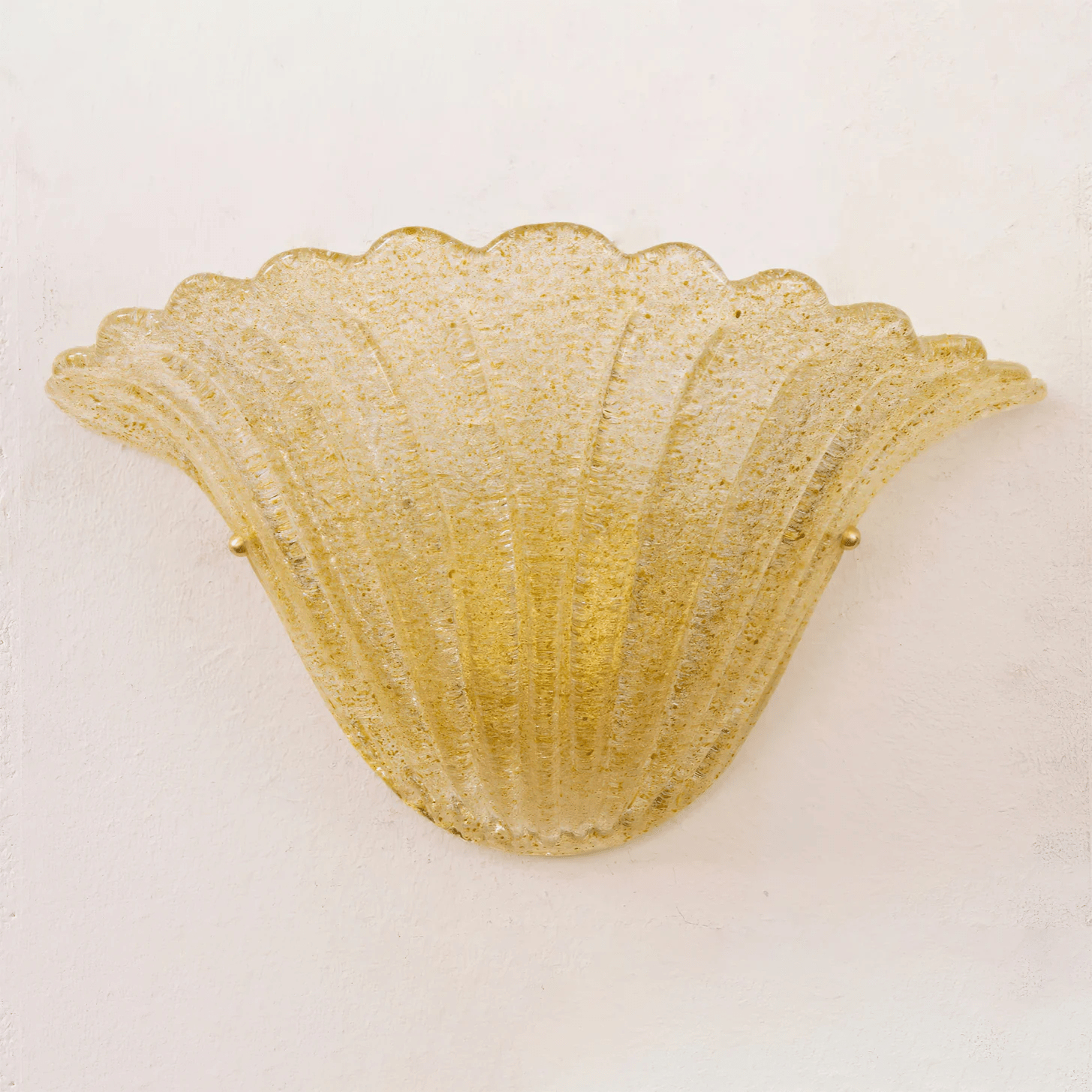 Aurora Wall Lamp Scallop Edge Textured Glass Elegant - Blowlighting