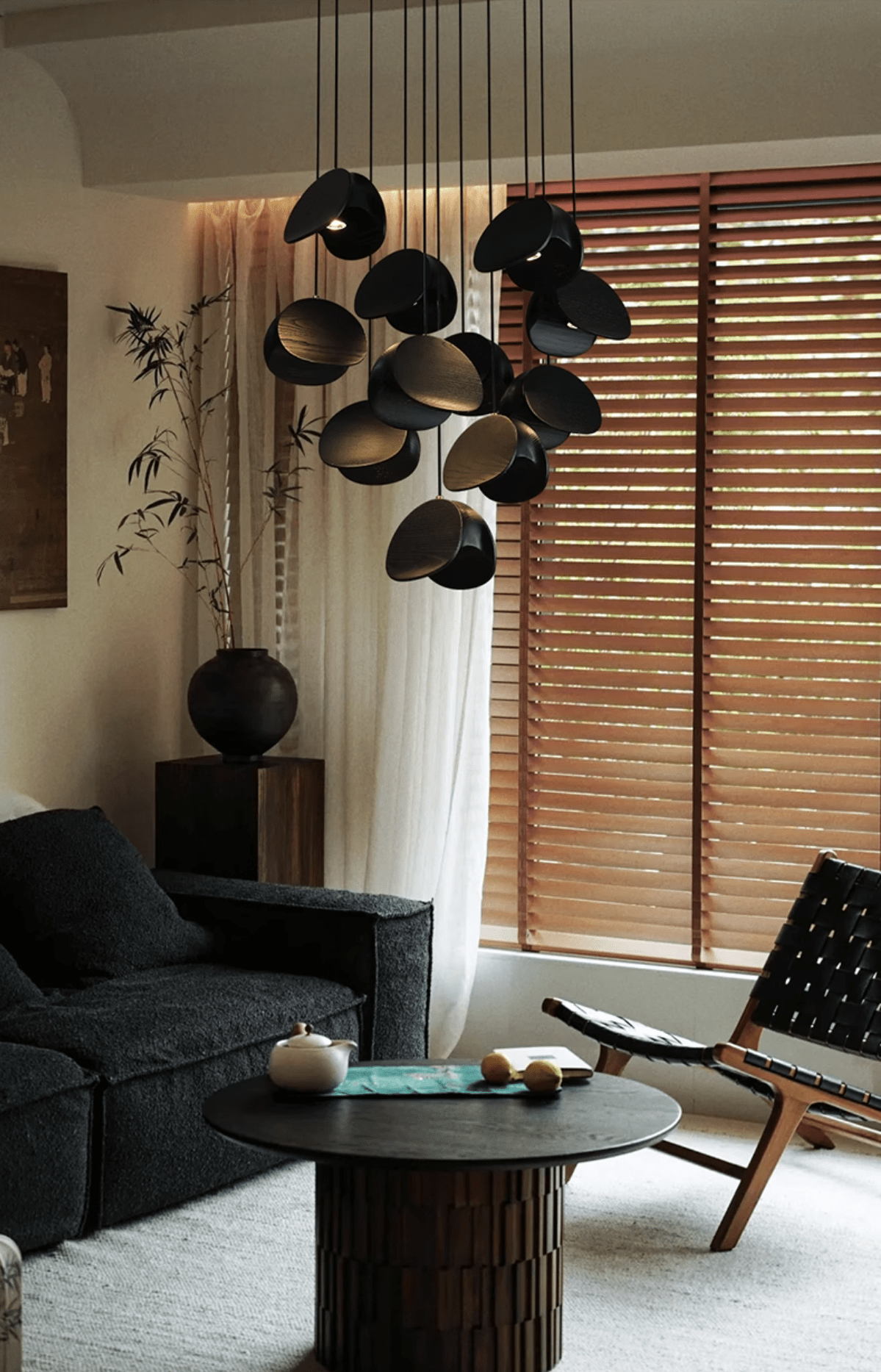 Tavro Minimalist Wood Pendant Light - Blowlighting