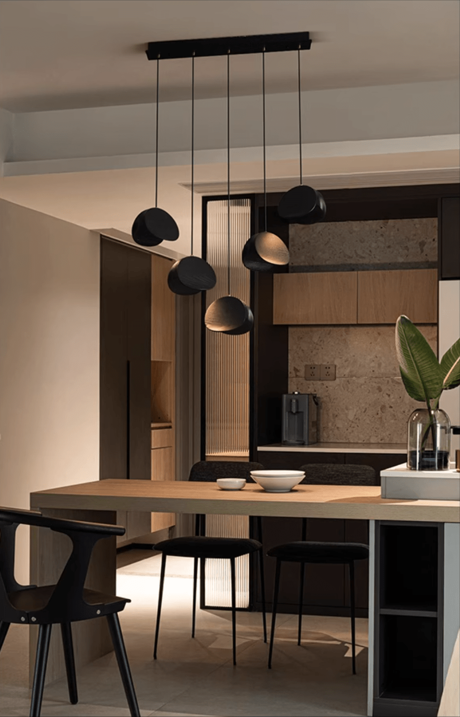 Tavro Minimalist Wood Pendant Light - Blowlighting