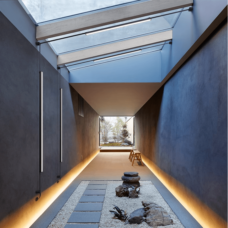 Belto Linear Pendant Light - Blowlighting
