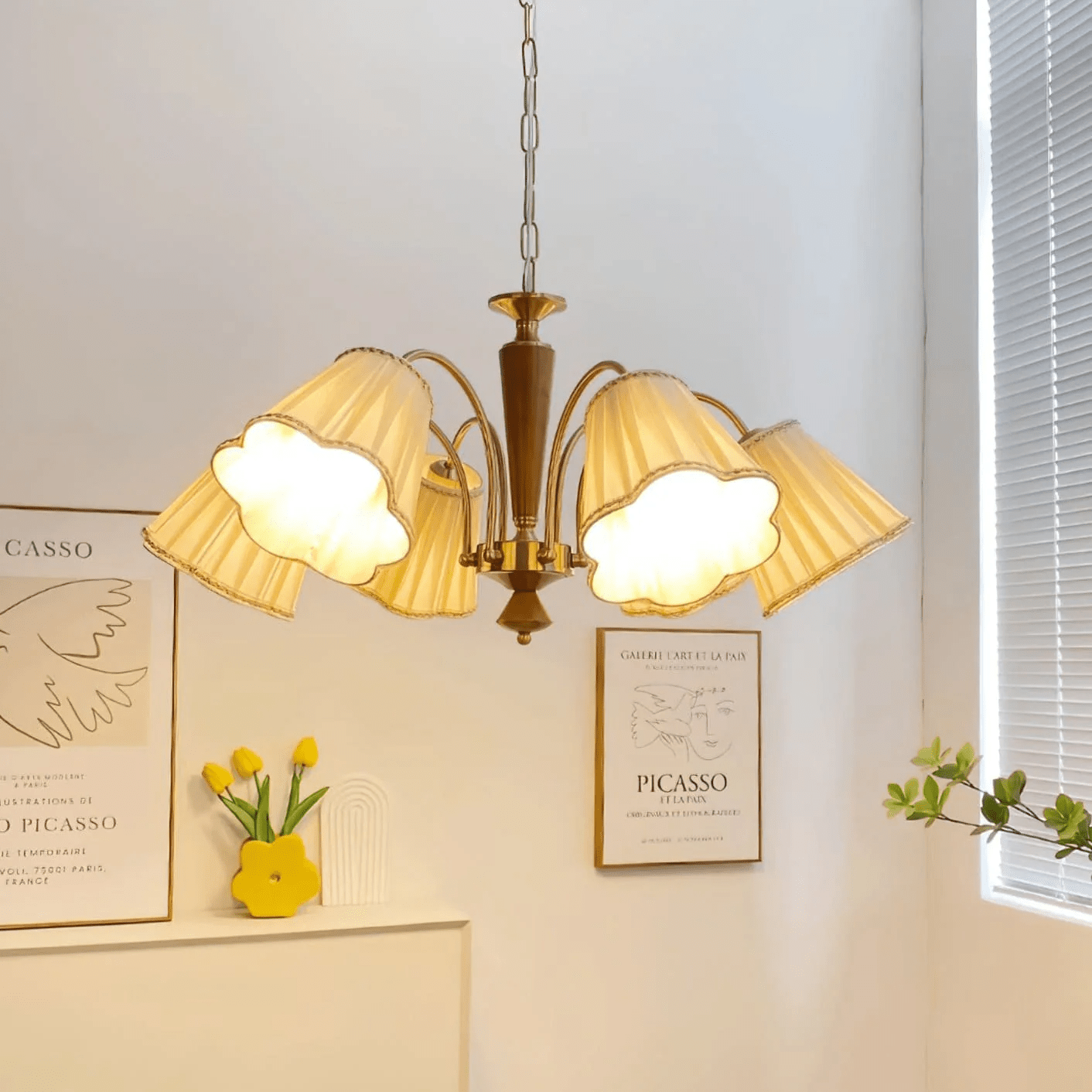 Bellora Bloom Chandelier - Blowlighting