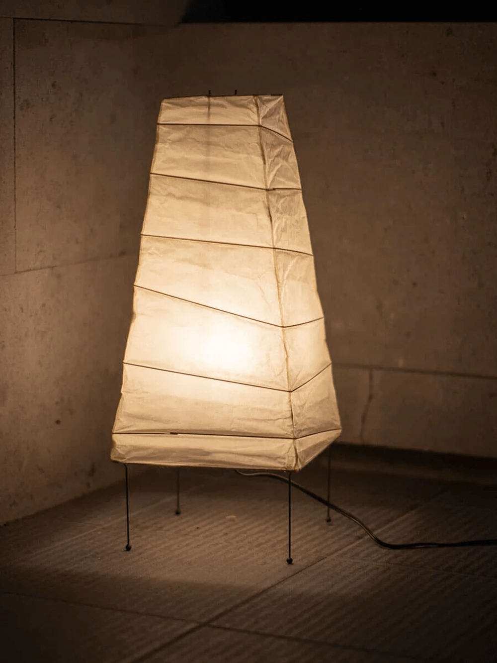 Washi Paper 4N Table Lamp - Blowlighting