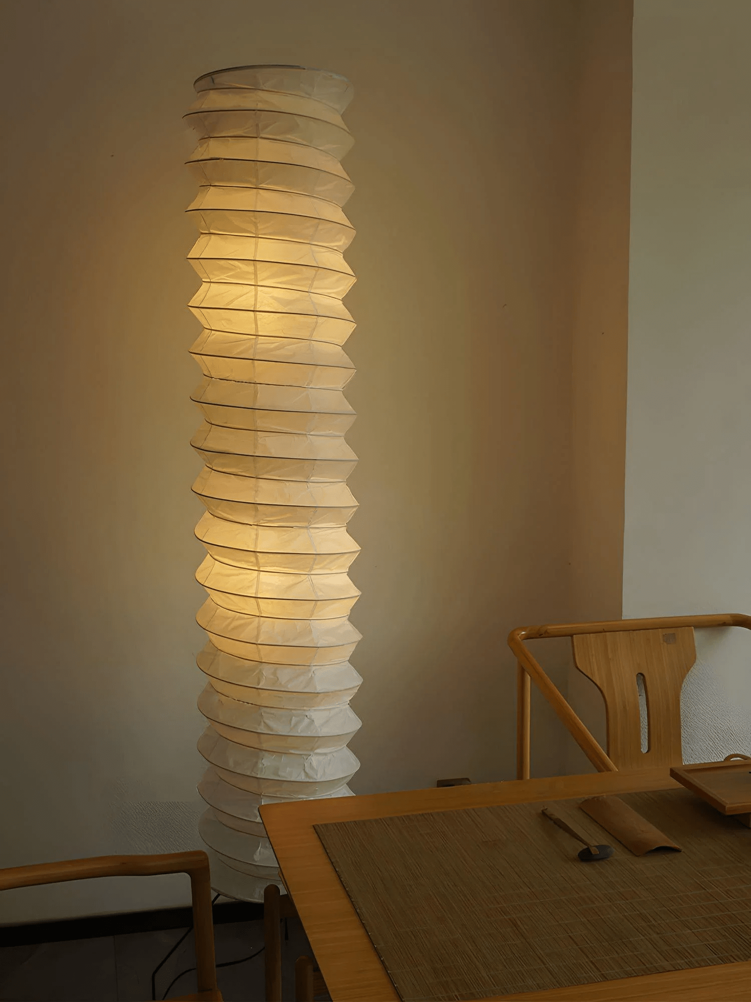 Washi Paper UF4-31N Floor Lamp - Blowlighting