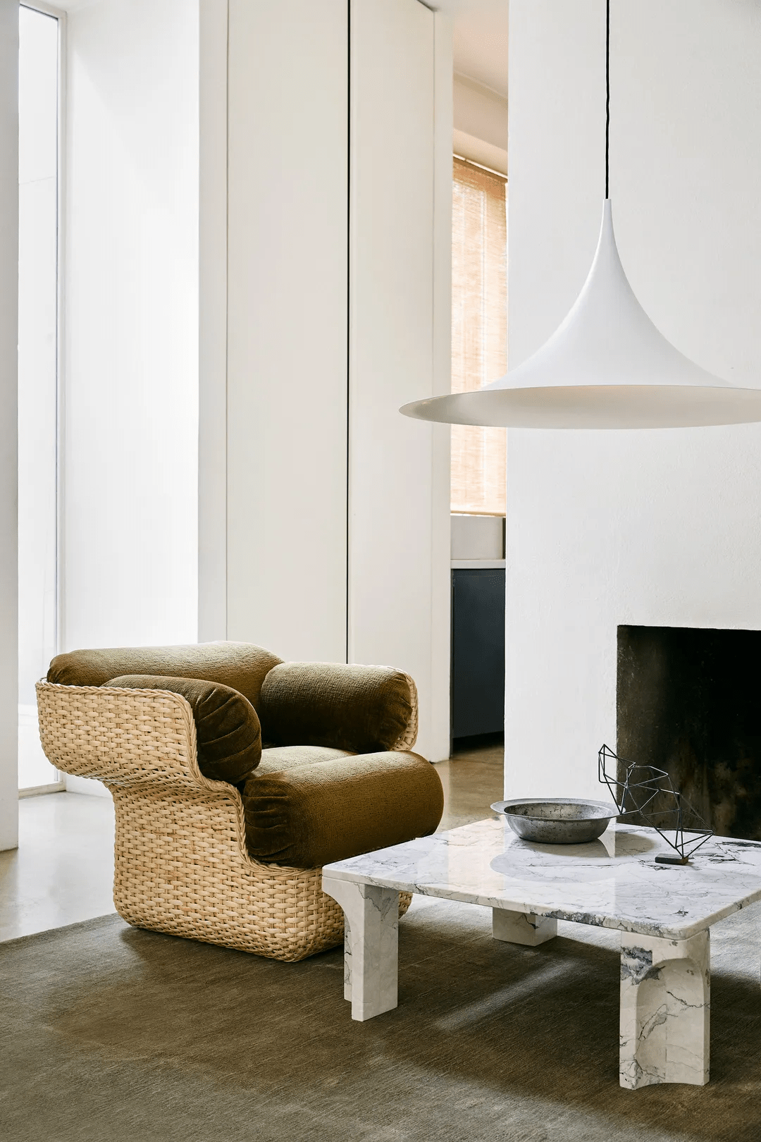 Semi Pendant Light - Blowlighting
